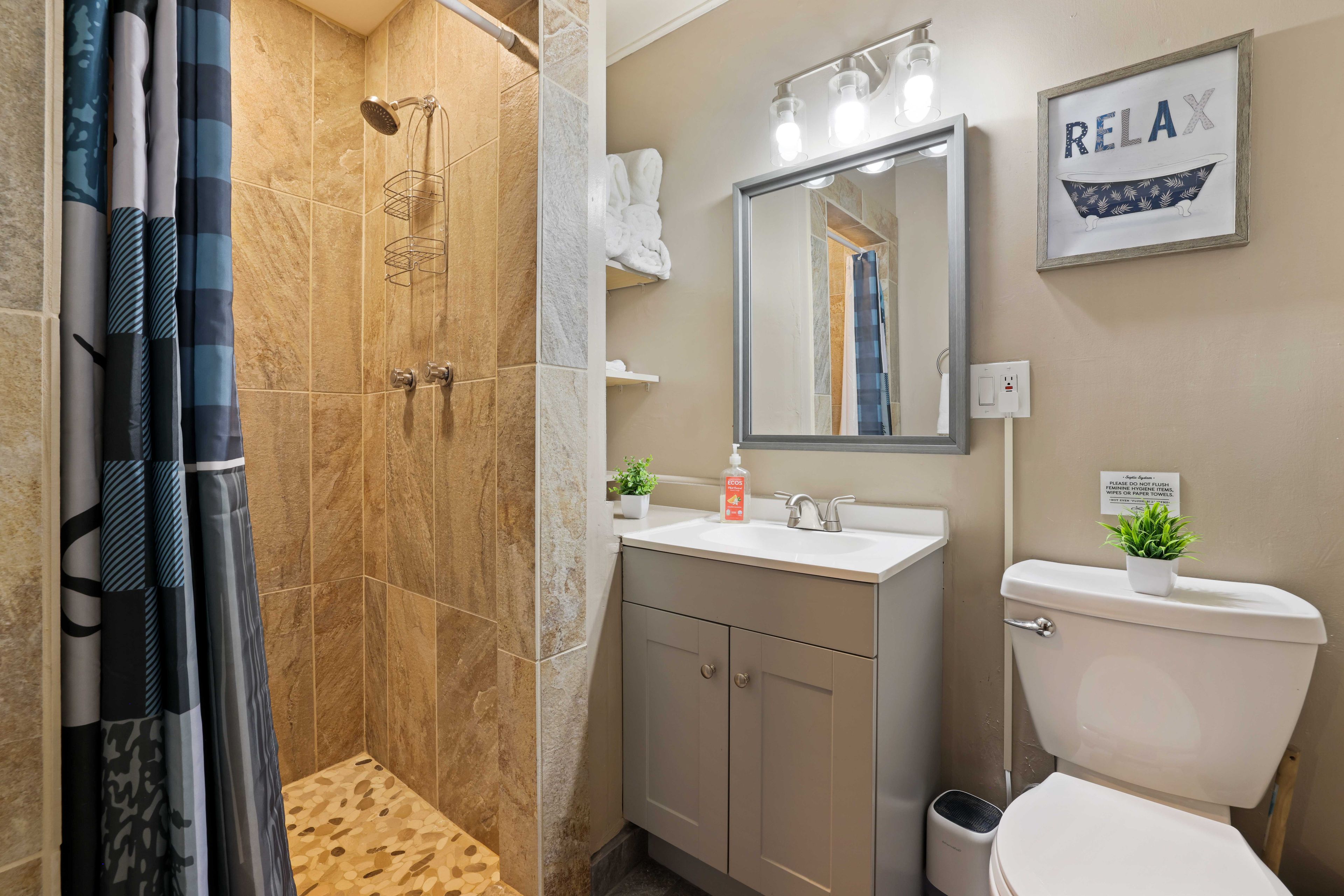 Full Bathroom | Lower Level