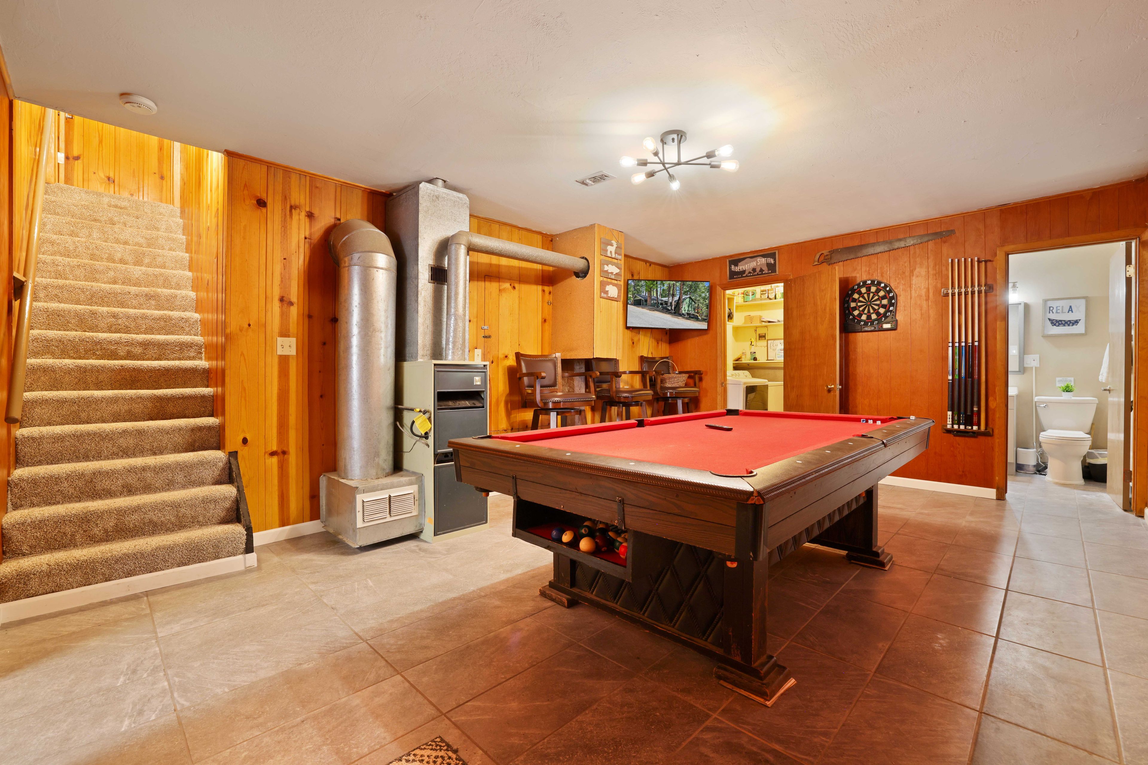Game Room | Pool Table | Lower Level