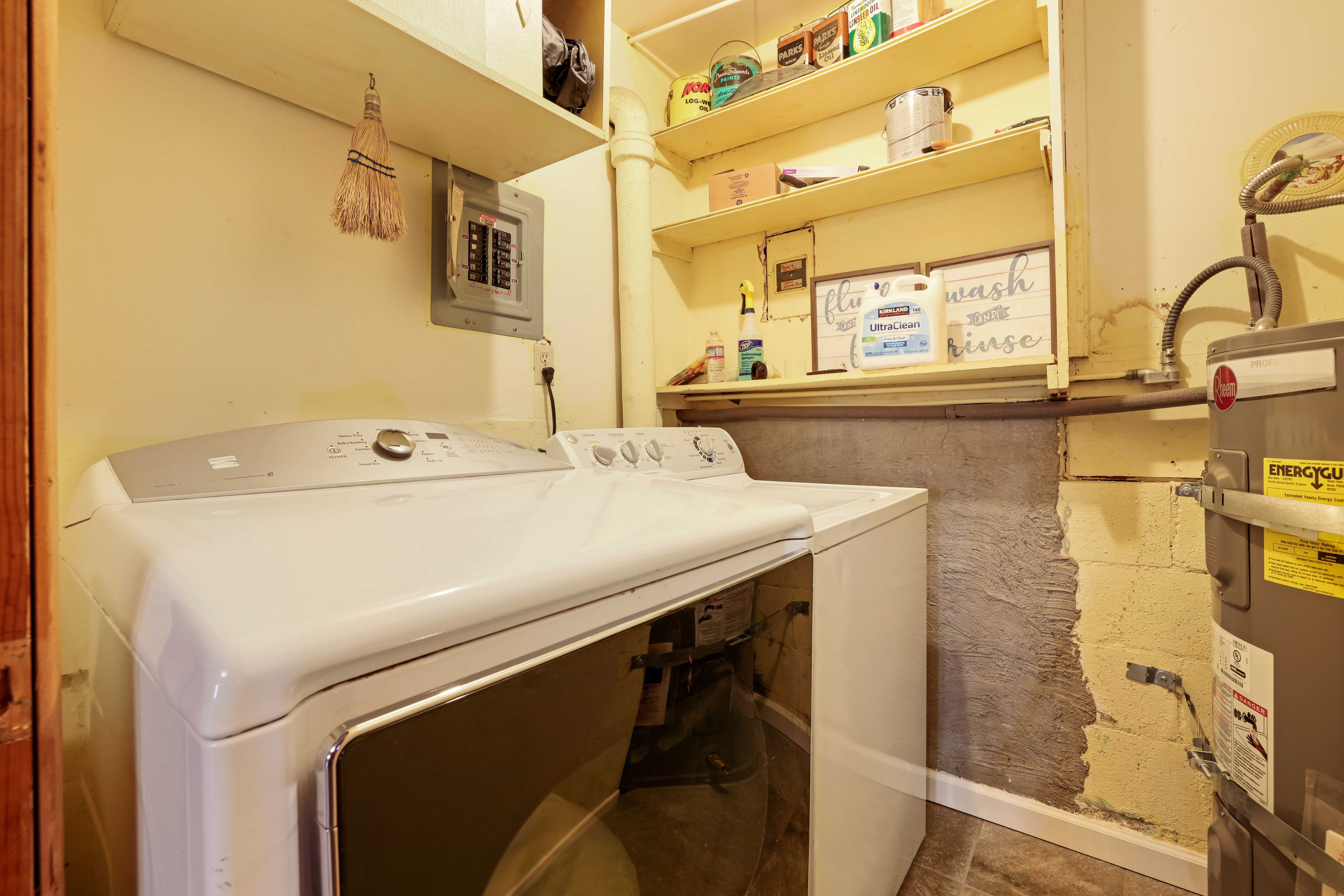 Washer & Dryer | Lower Level