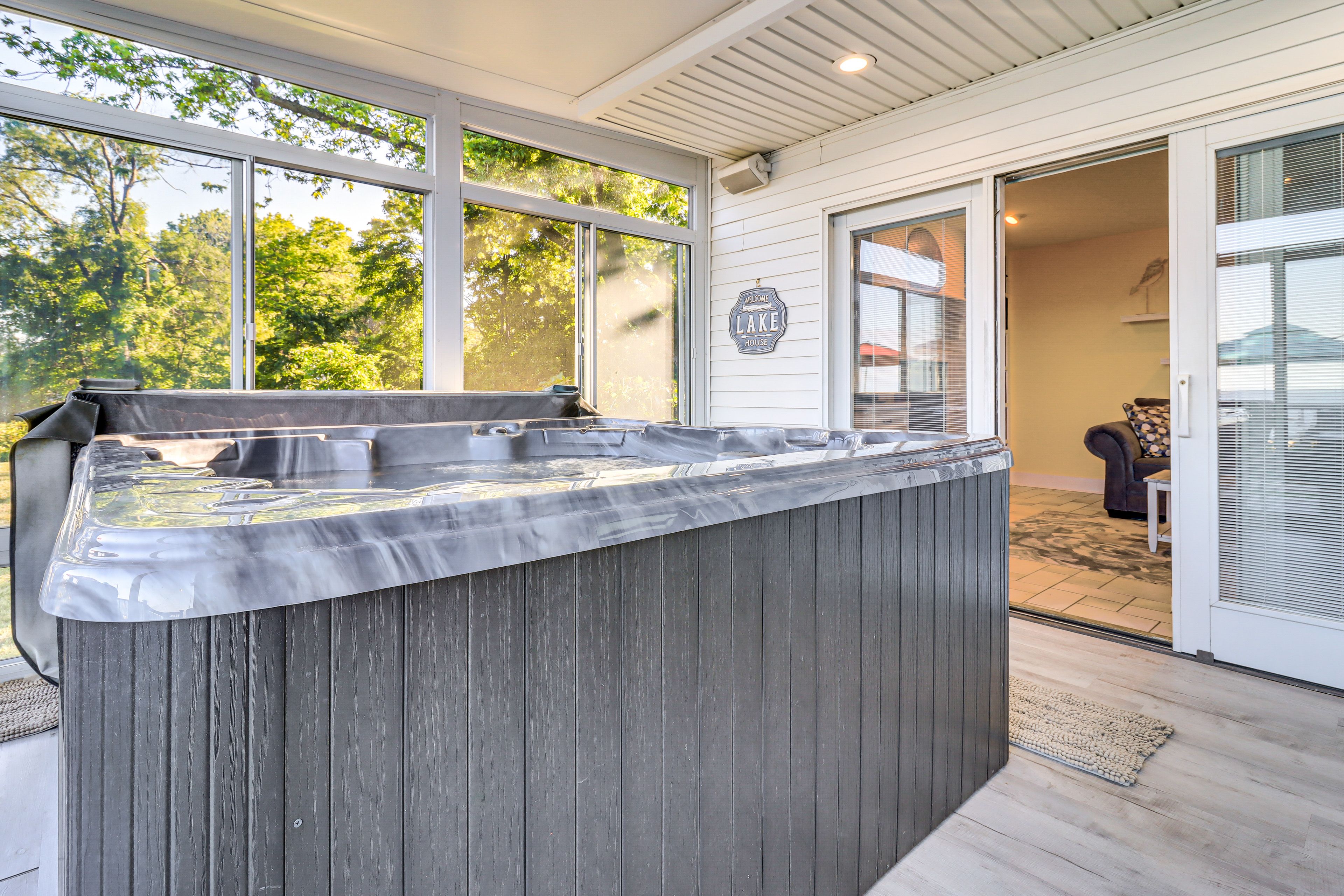 Screened-In Porch | Private Hot Tub