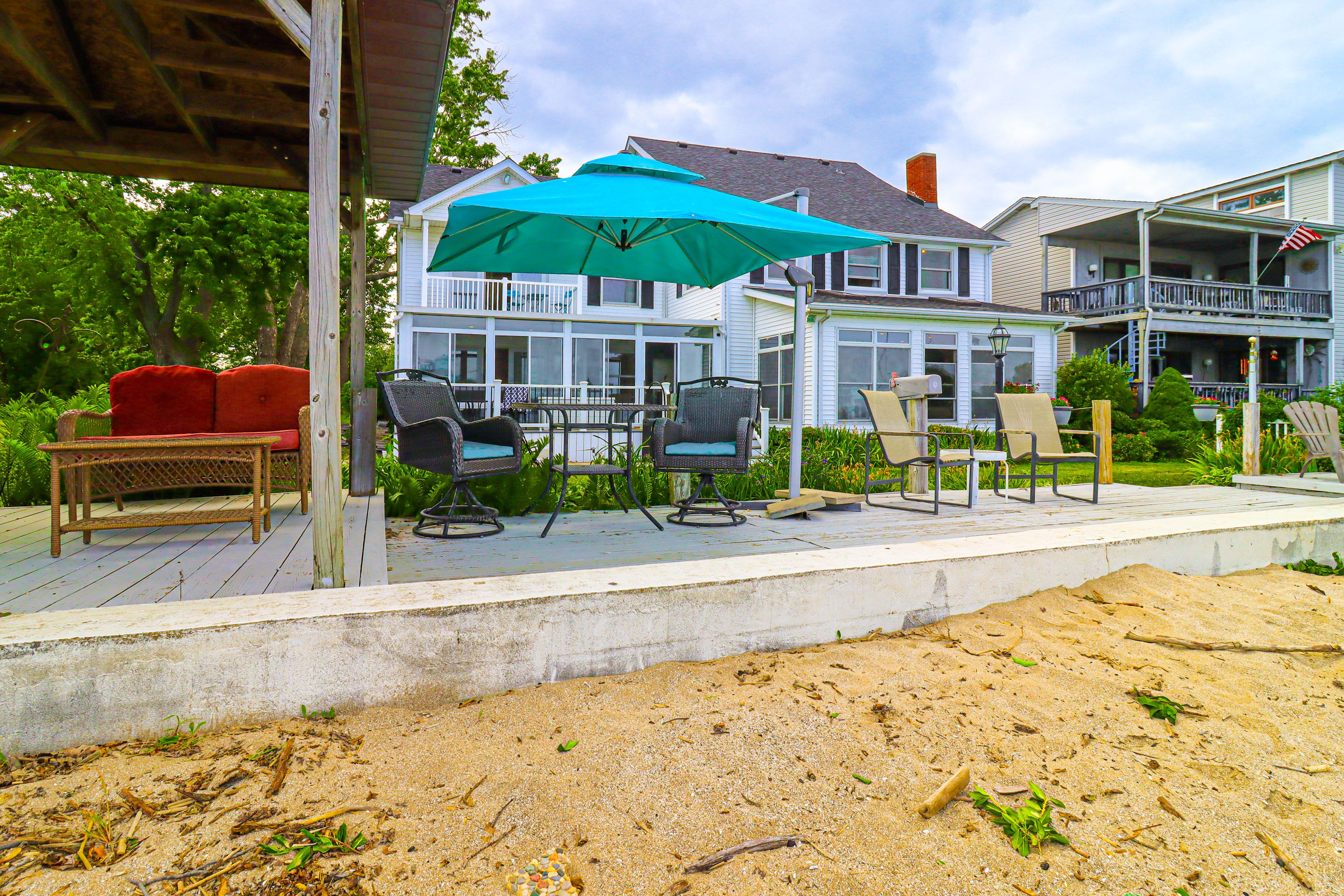 Private Beach | Gazebo | Outdoor Seating & Dining