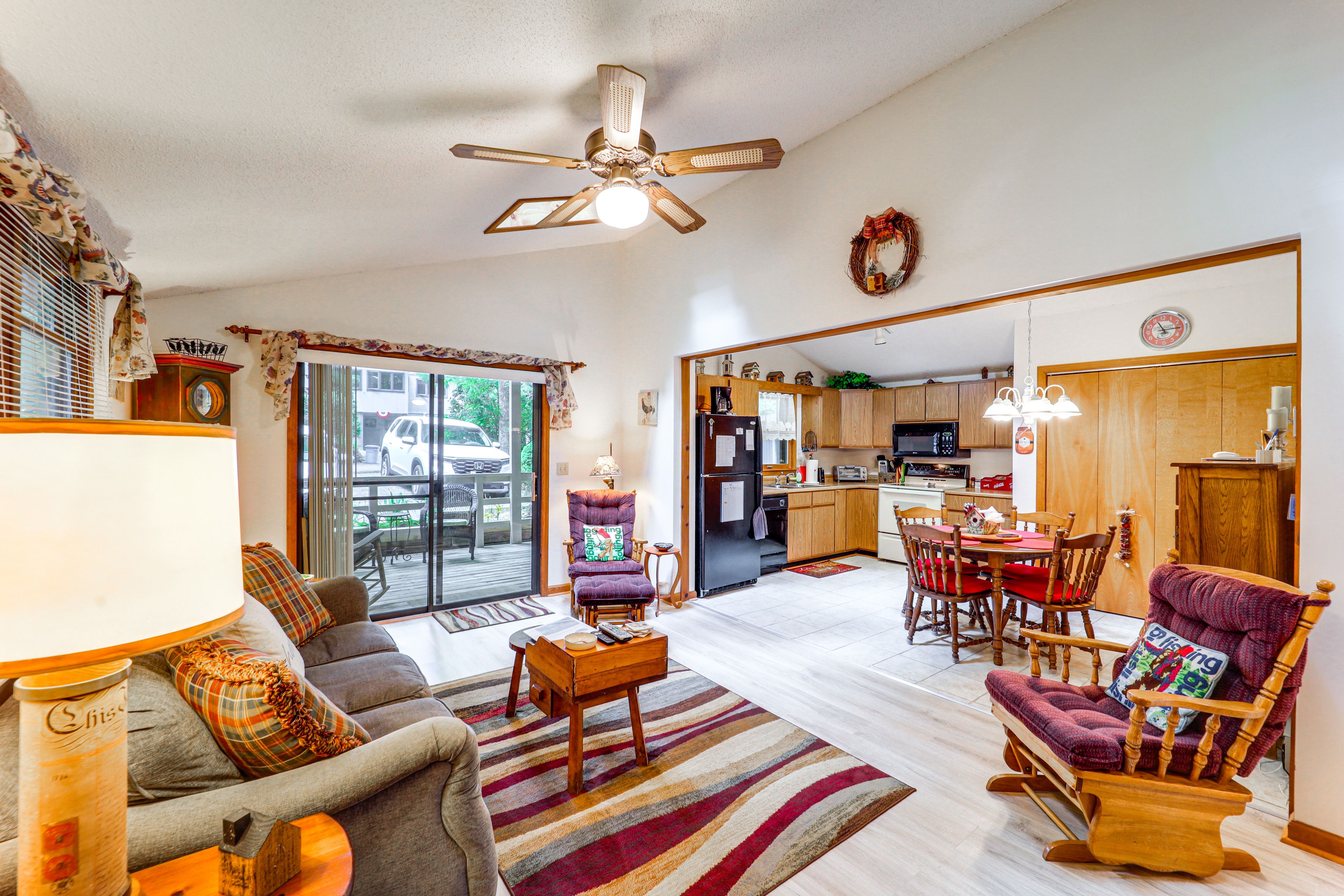 Newland Vacation Rental | 2BR | 2BA | Steps Required | 900 Sq Ft
