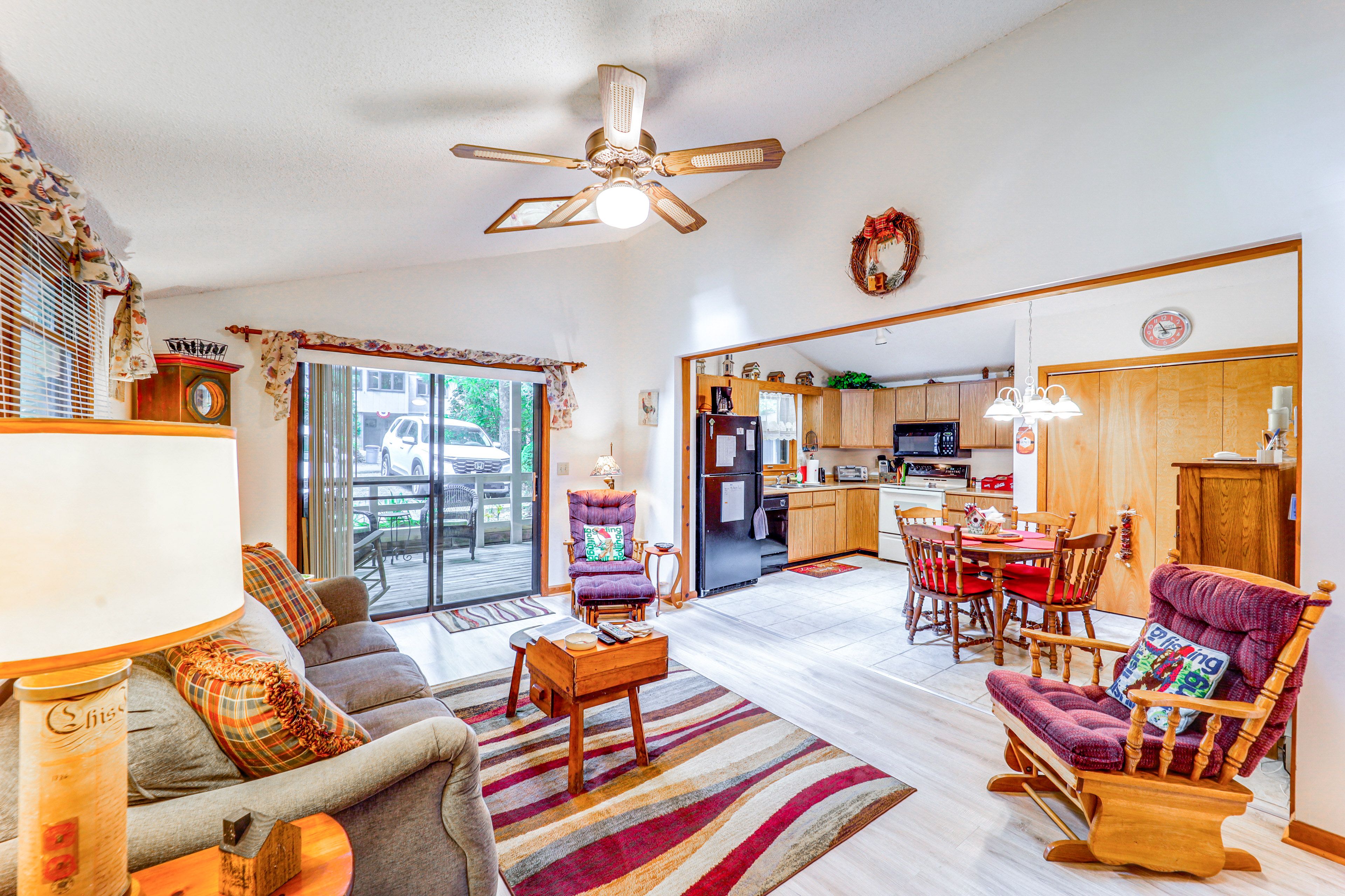 Newland Vacation Rental | 2BR | 2BA | Steps Required | 900 Sq Ft