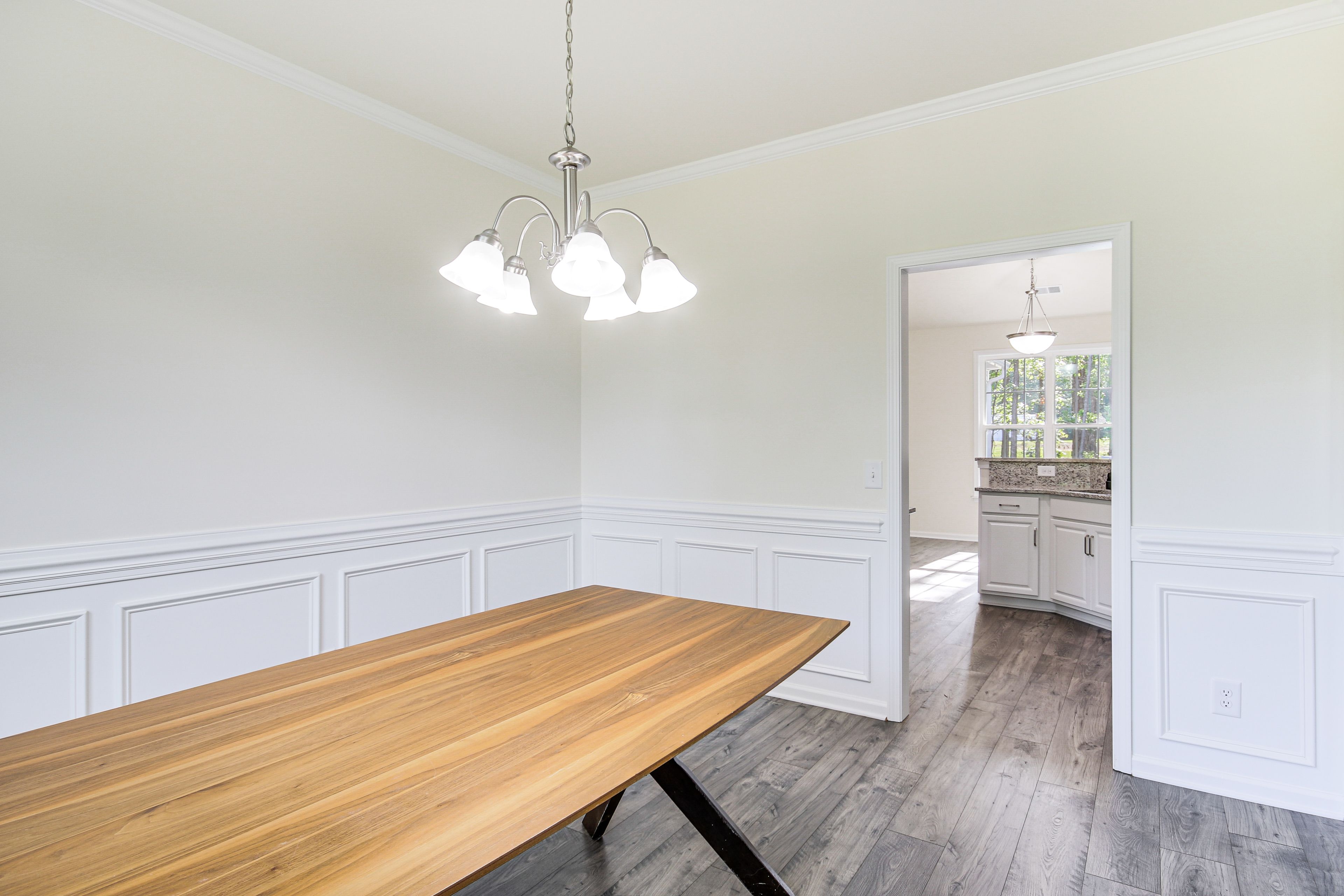 Dining Area | Dishware & Flatware