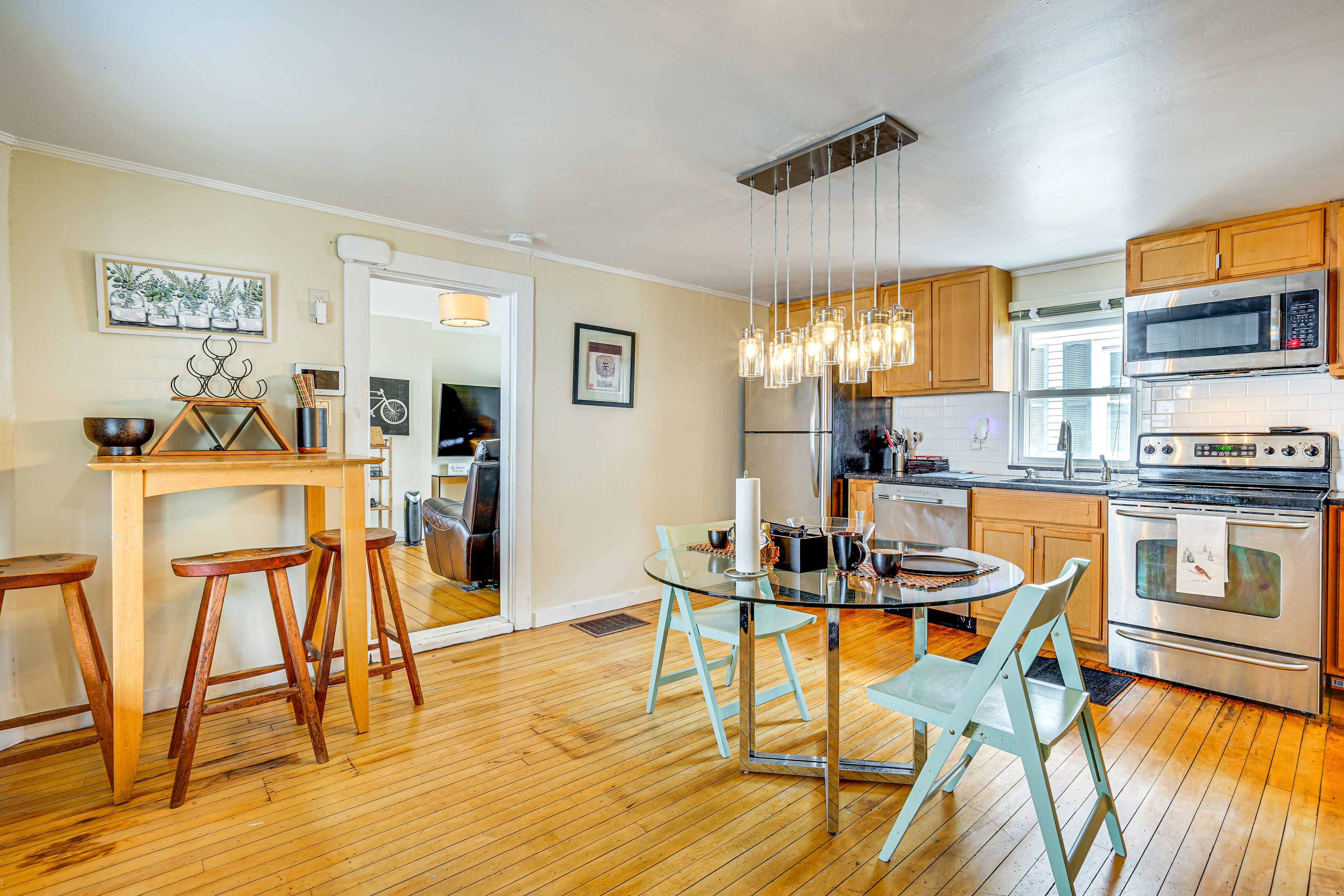Kitchen | Dining Areas | Keurig Coffee Maker | Cooking Basics
