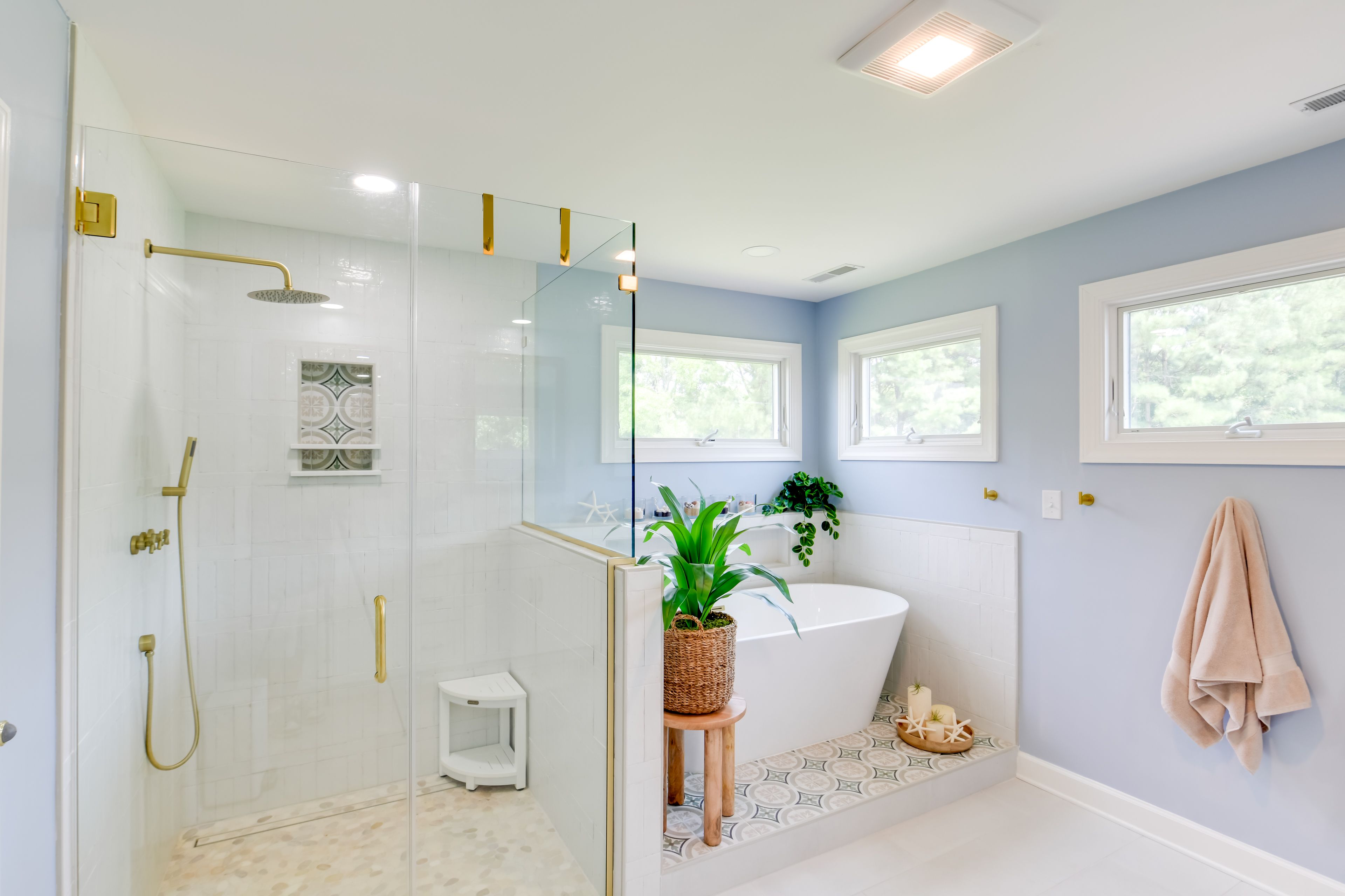 En-Suite Bathroom | 2nd Floor