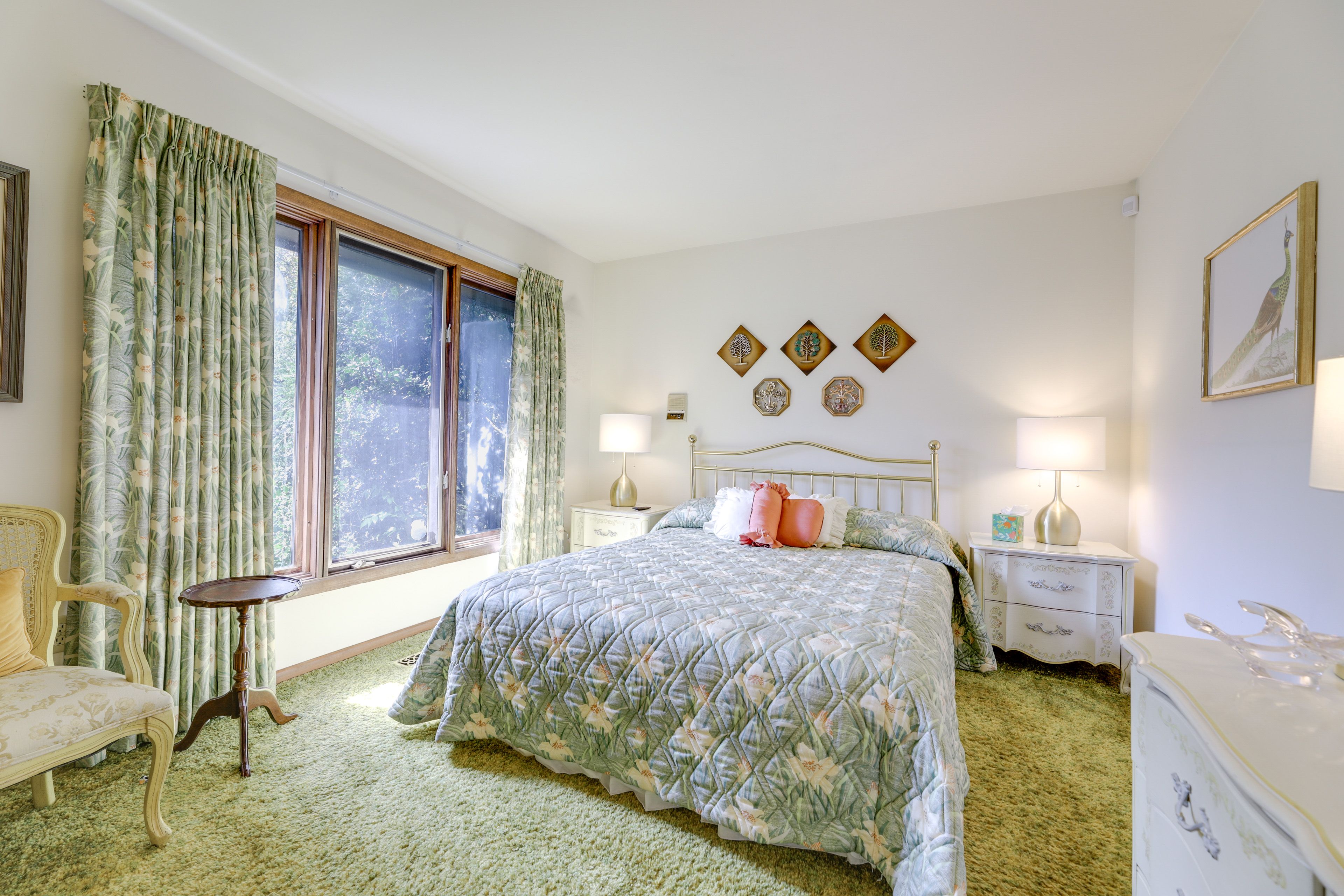 Bedroom 2 | Queen Bed