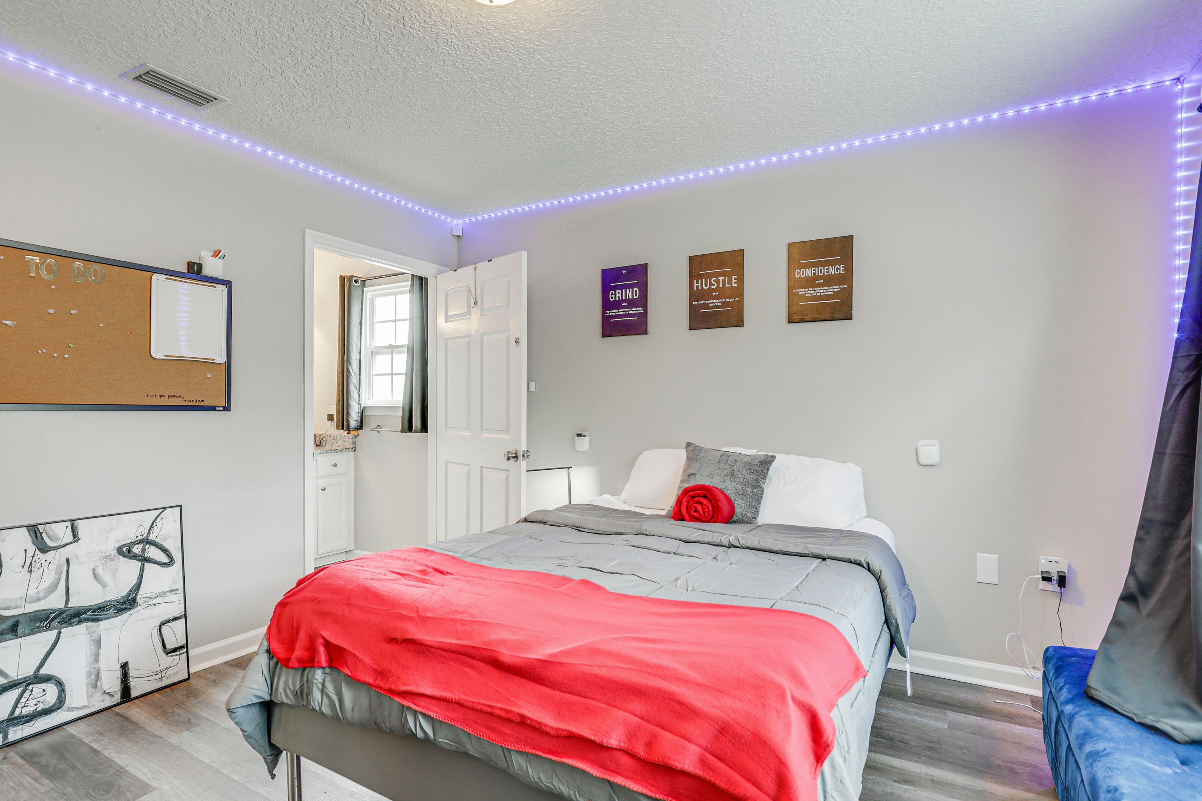 Bedroom 1 | Queen Bed | Linens Provided