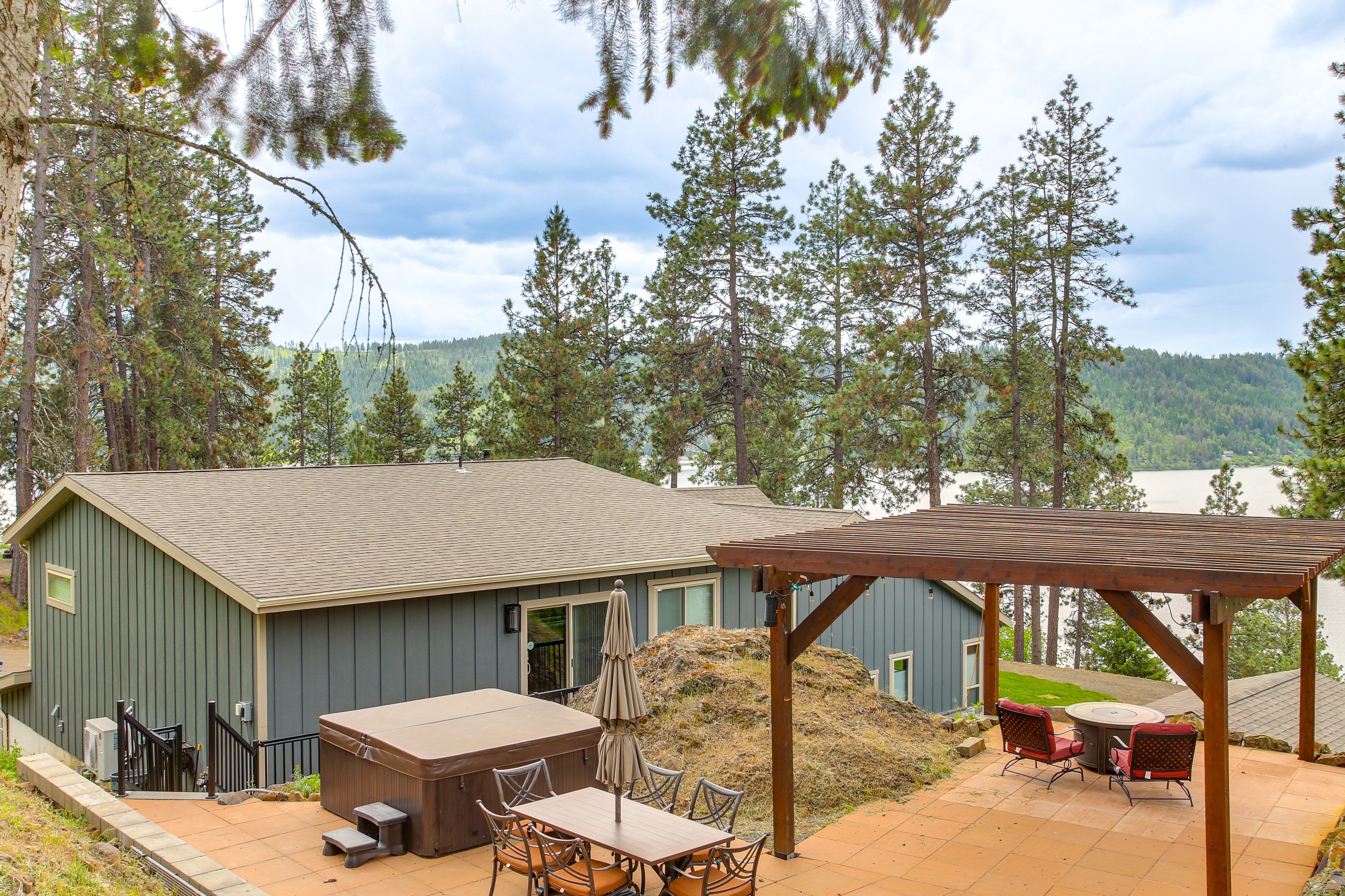 Patio | Lake View
