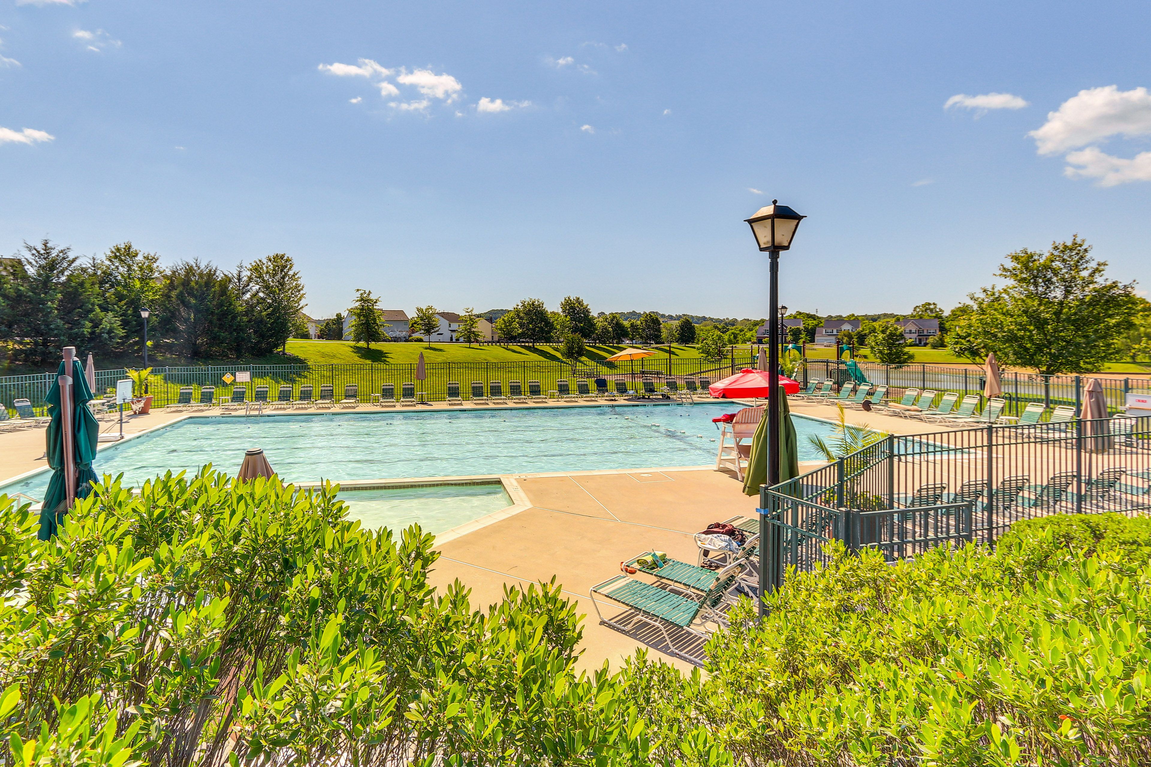 Canal Run Community Amenities | Pool