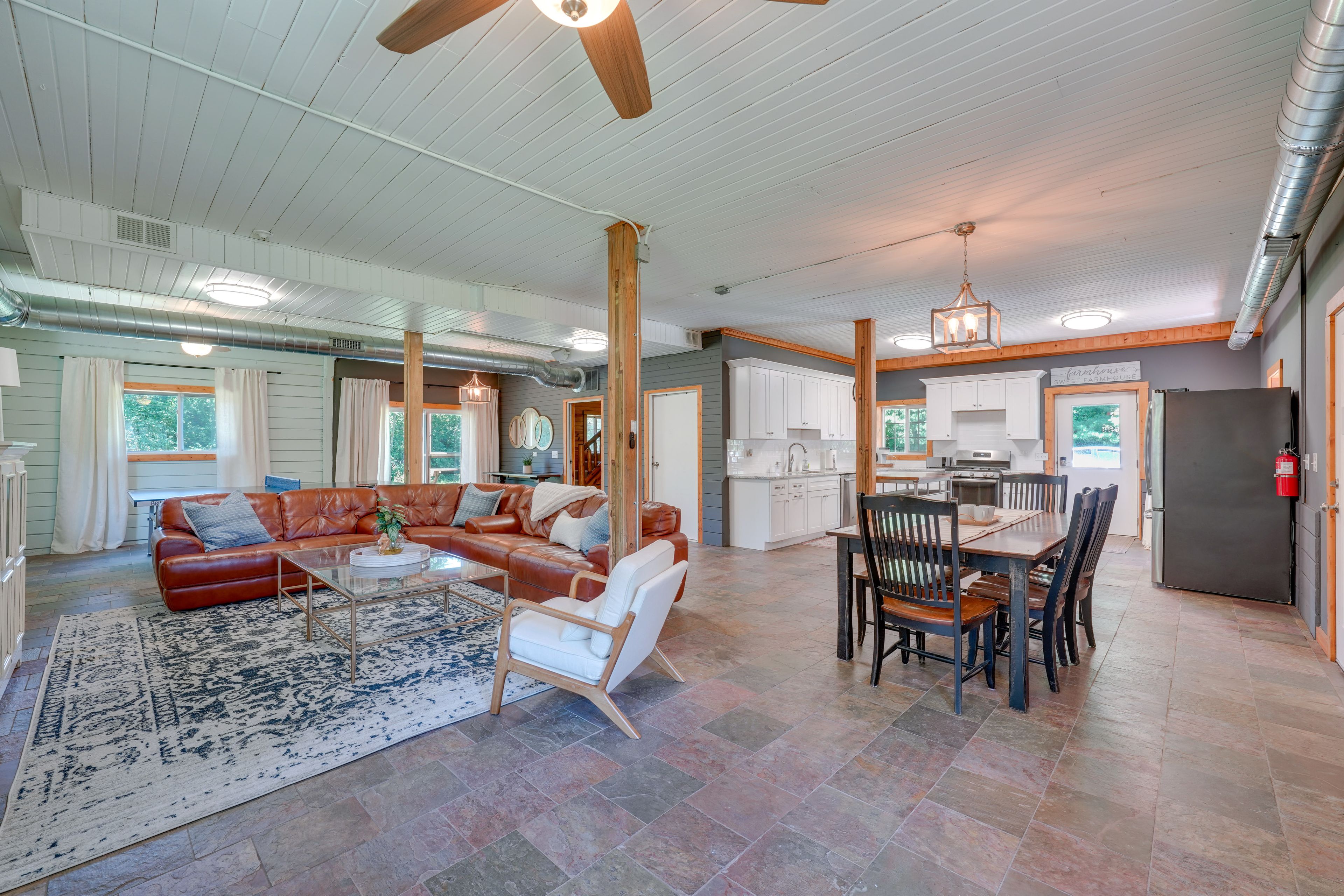Warrenville Vacation Rental | 2BR | 2.5BA | Stairs Required | 1,600 Sq Ft