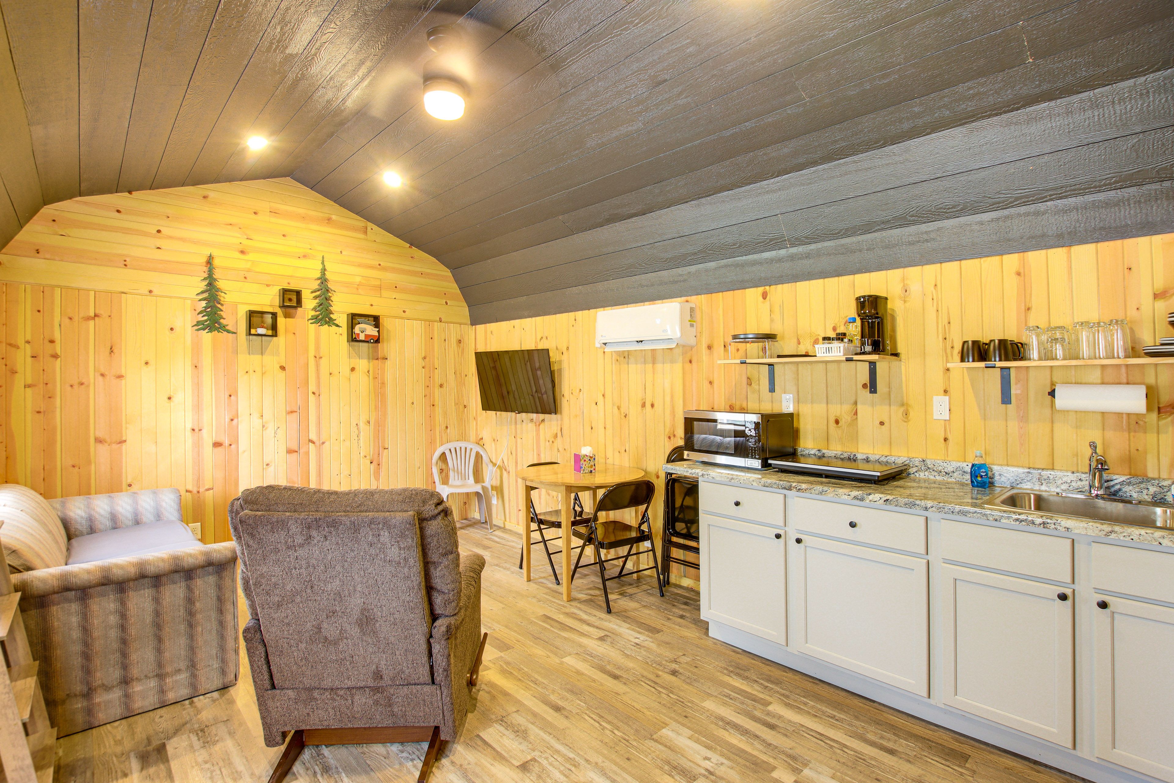 Living Room | Full Sleeper Sofa | 1st Floor | Smart TV