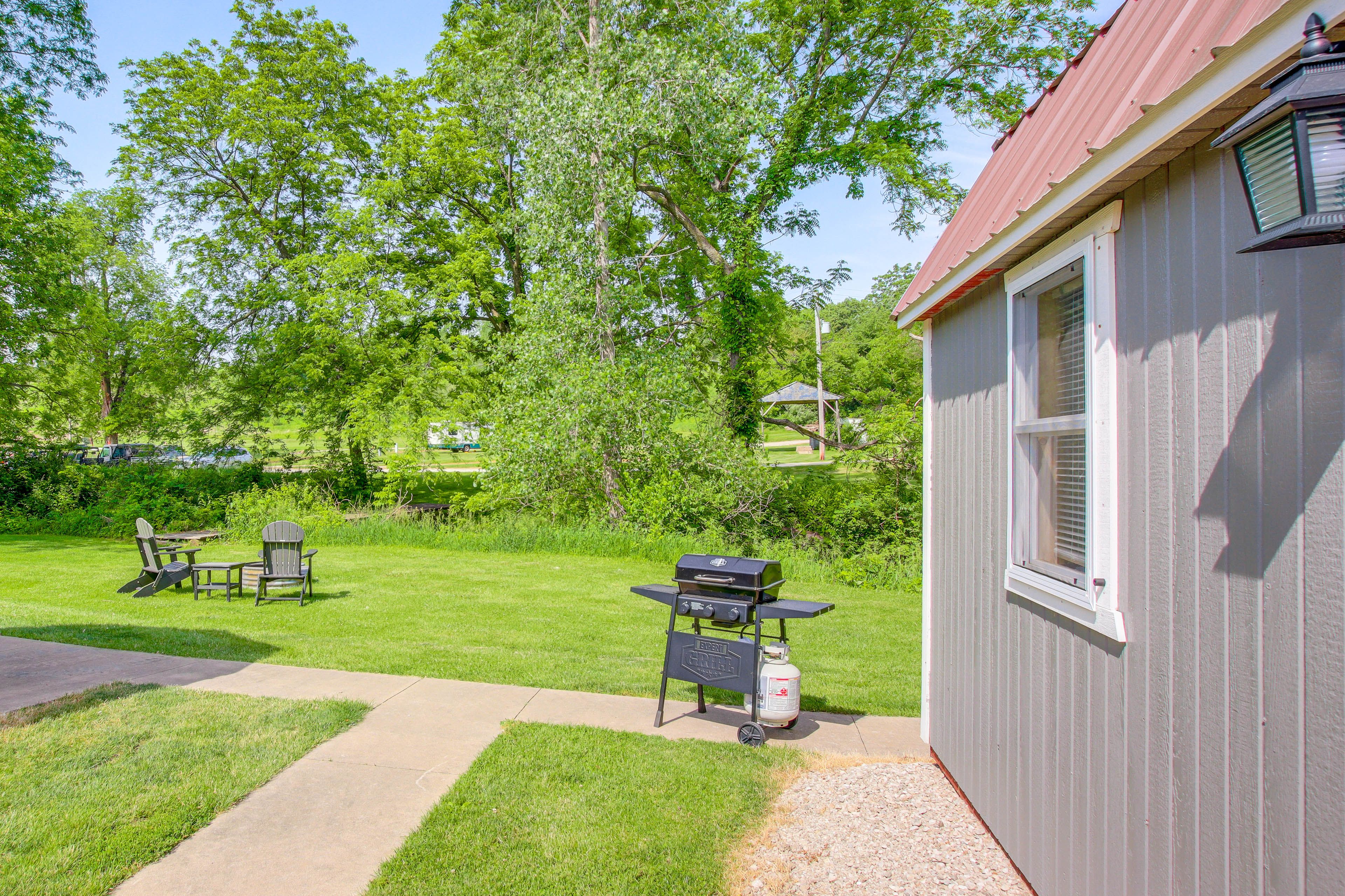Shared Outdoor Space | Gas Grill (Propane Provided)