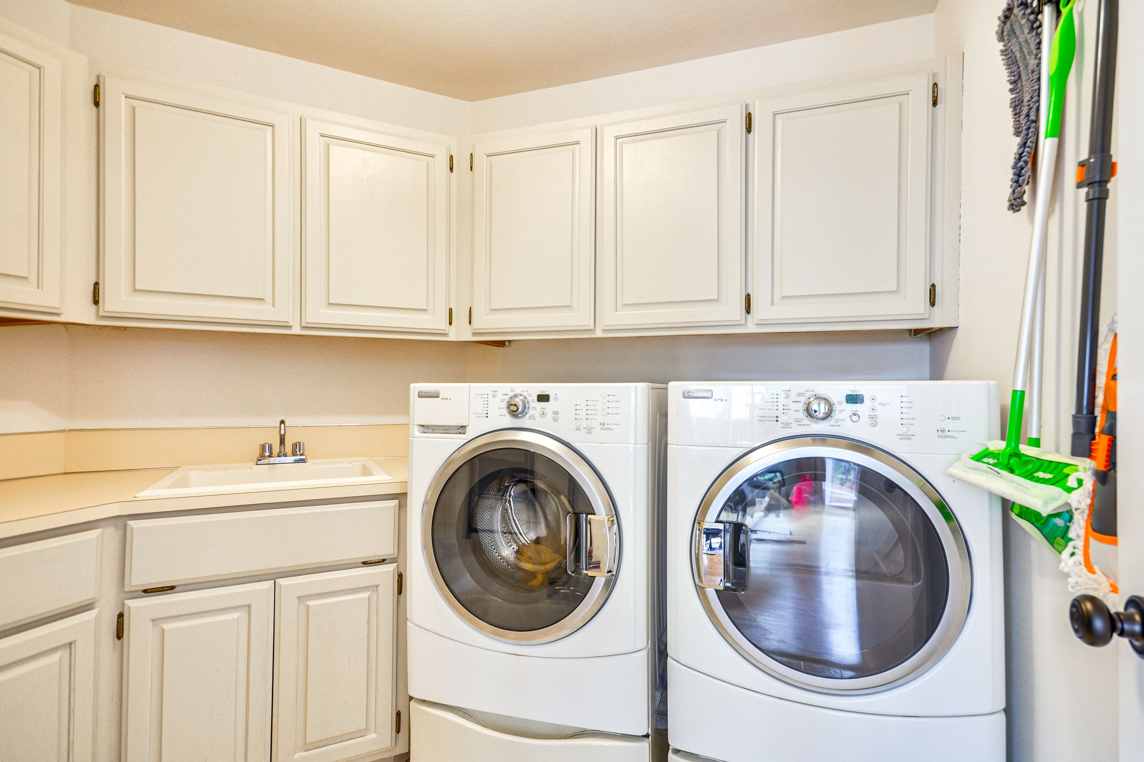 Laundry | Detergent Provided