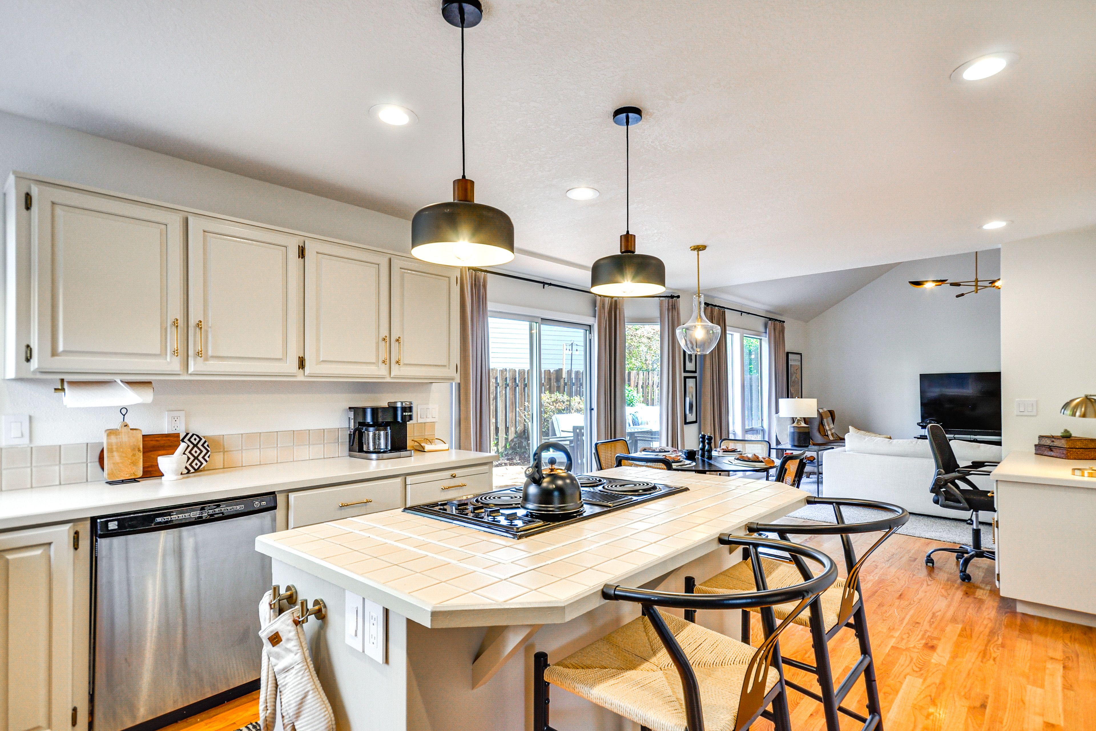 Breakfast Bar
