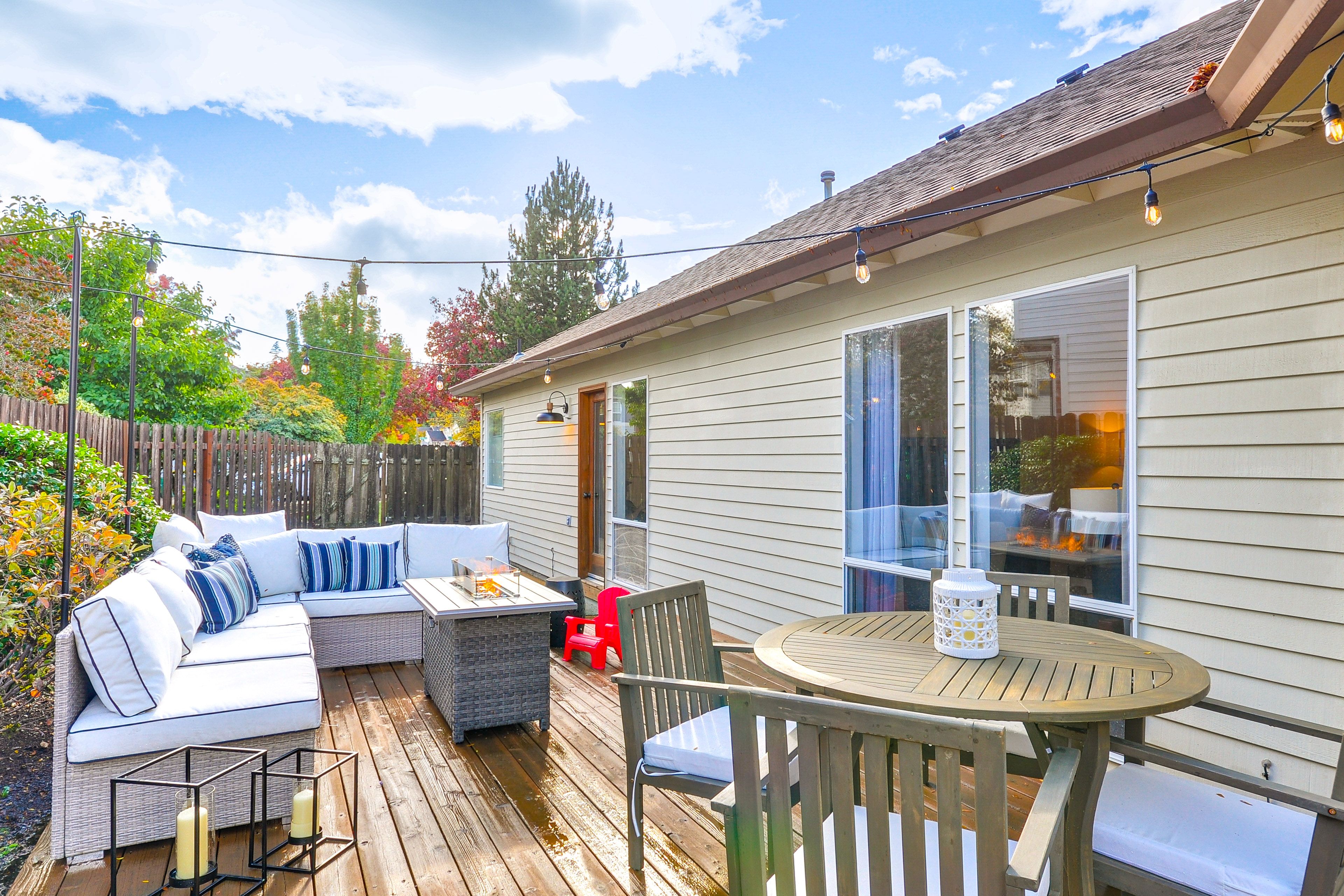 House Exterior | Furnished Deck | Dining Area | Gas Fire Pit | Charcoal Grill