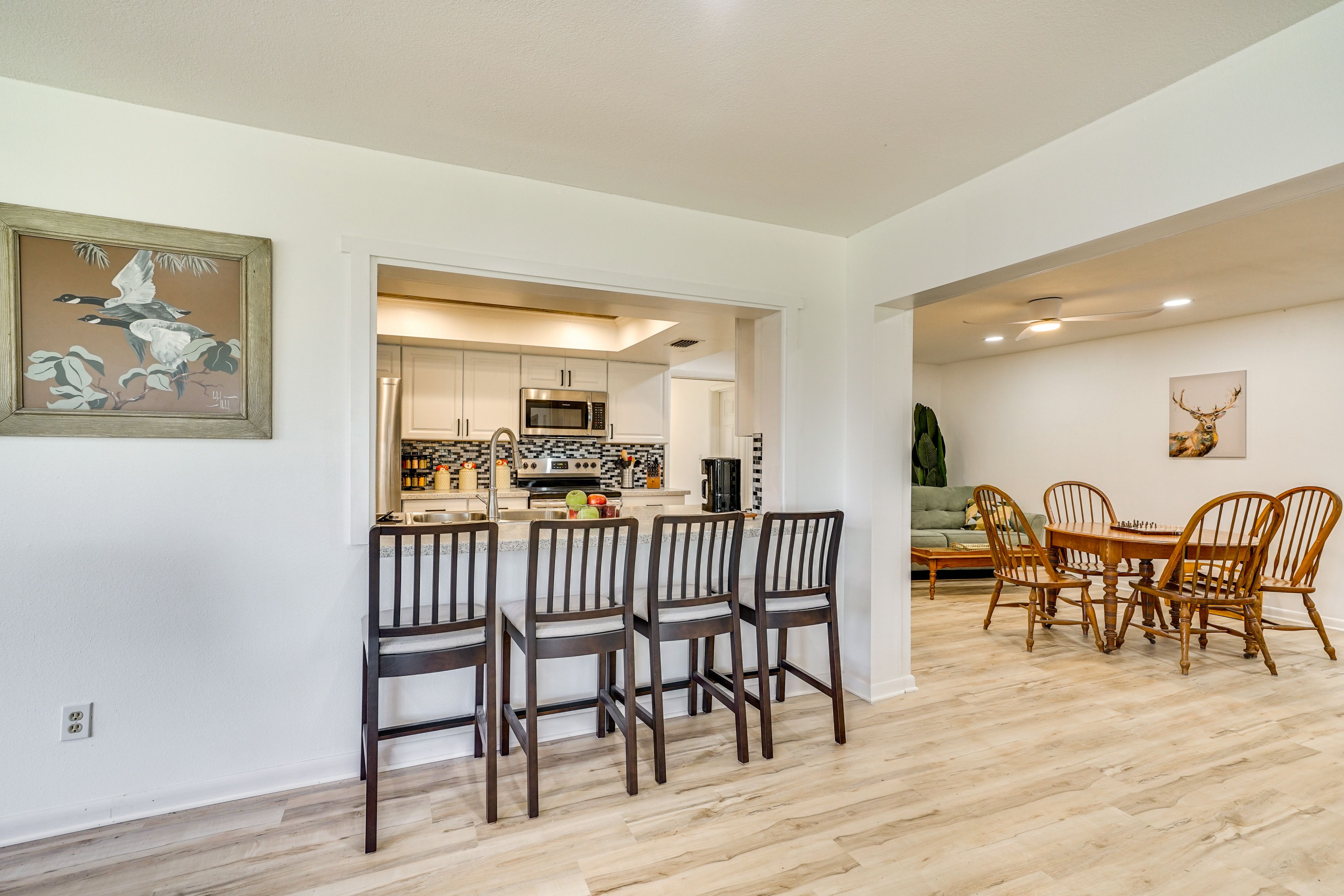 Breakfast Bar