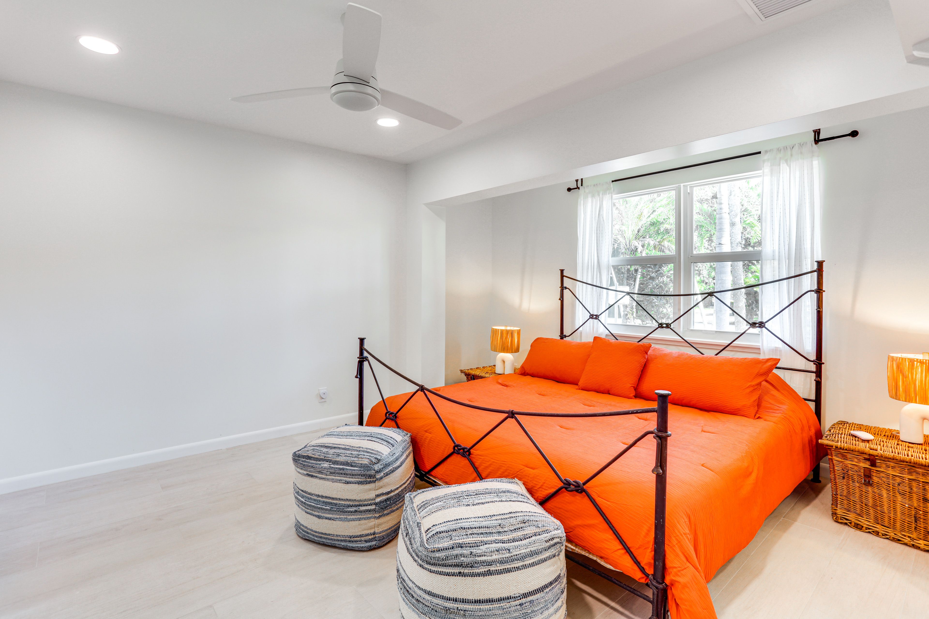 Bedroom 1 | King Bed | Linens Provided