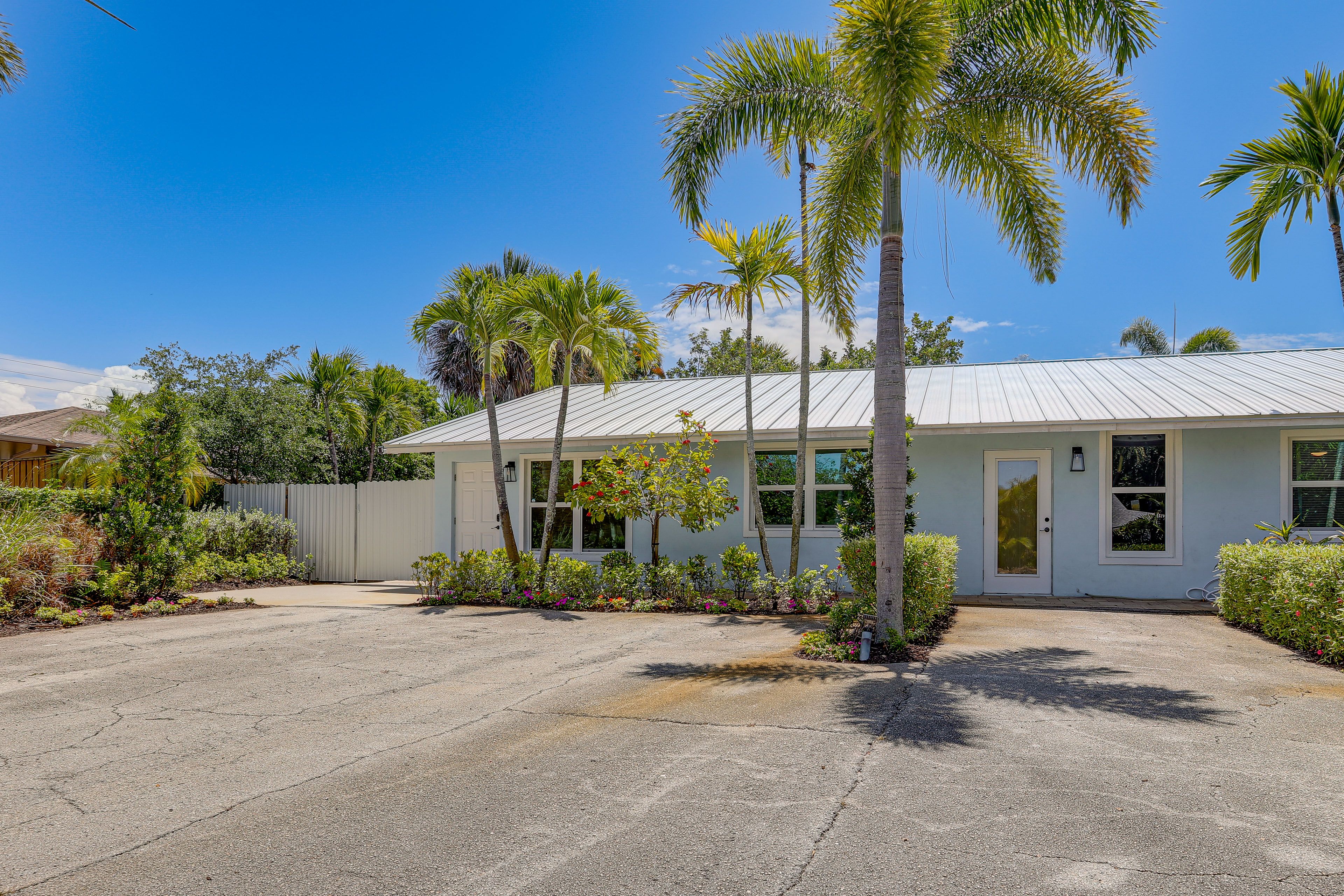 Property Exterior | Single-Story Home