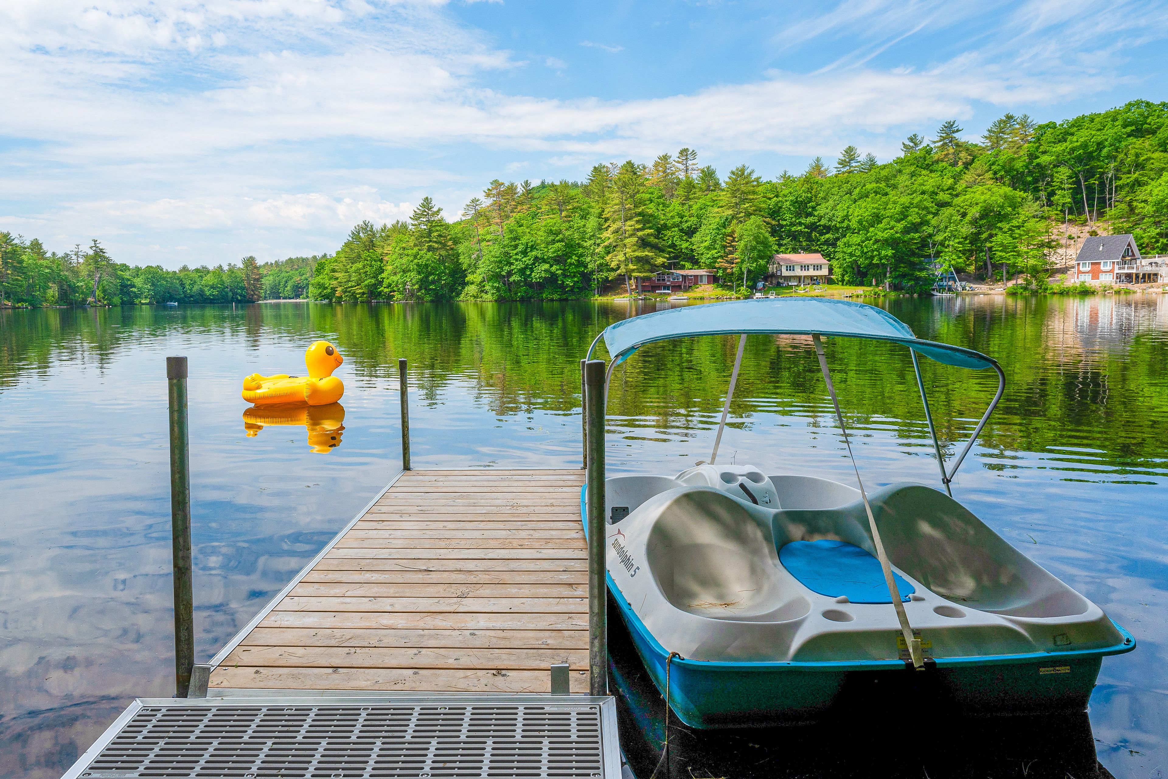 Private Dock | Pedal Boat | Life Vests