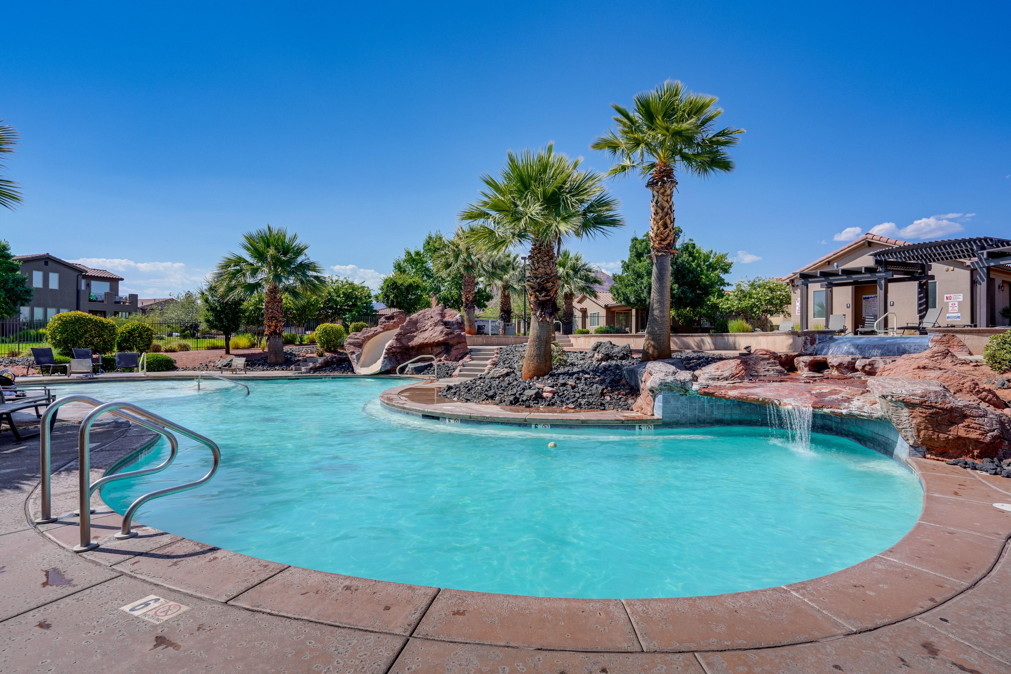 Community Pool | Paradise Village