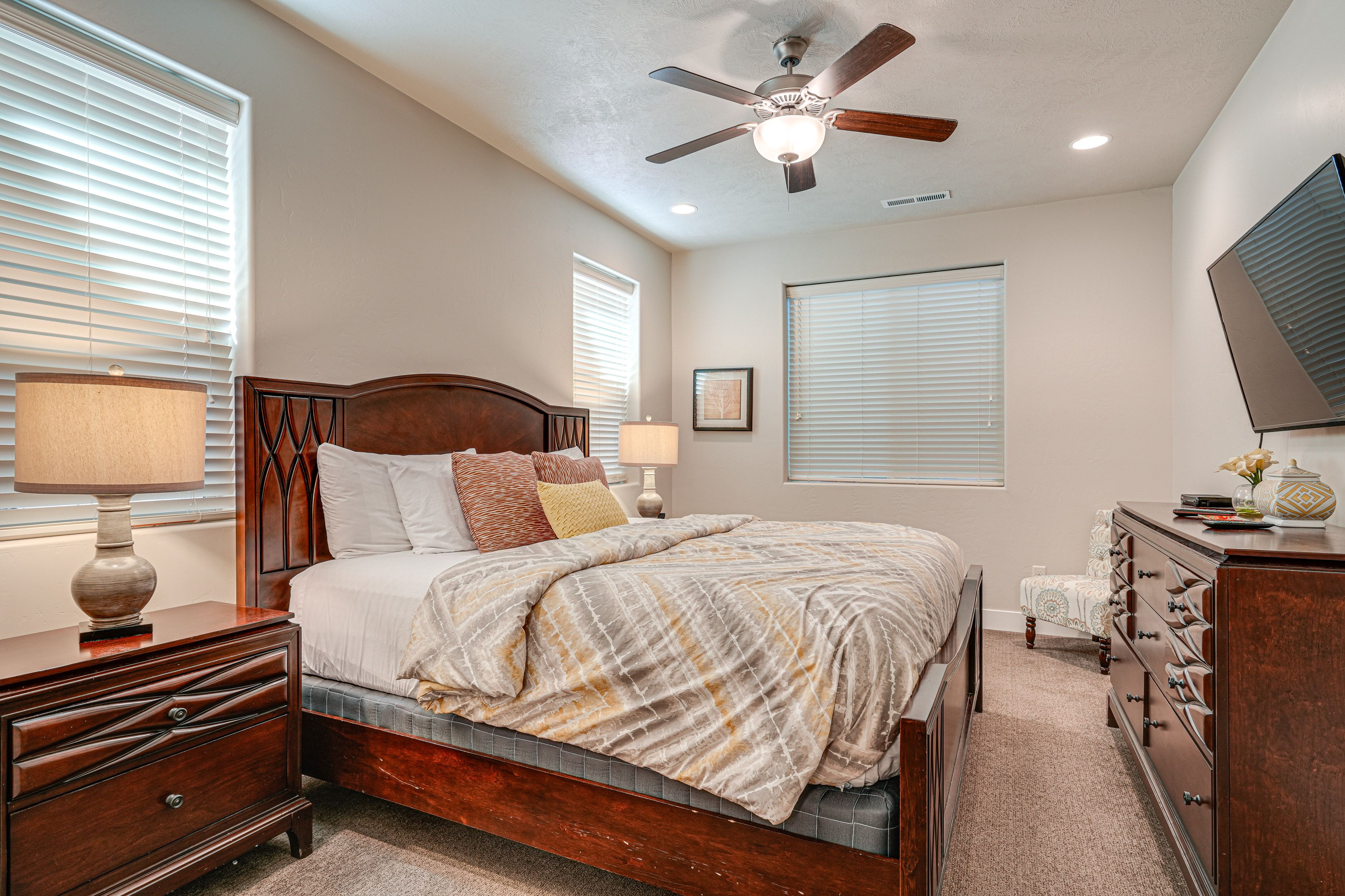 Bedroom 2 | King Bed | Smart TV | Basement Level