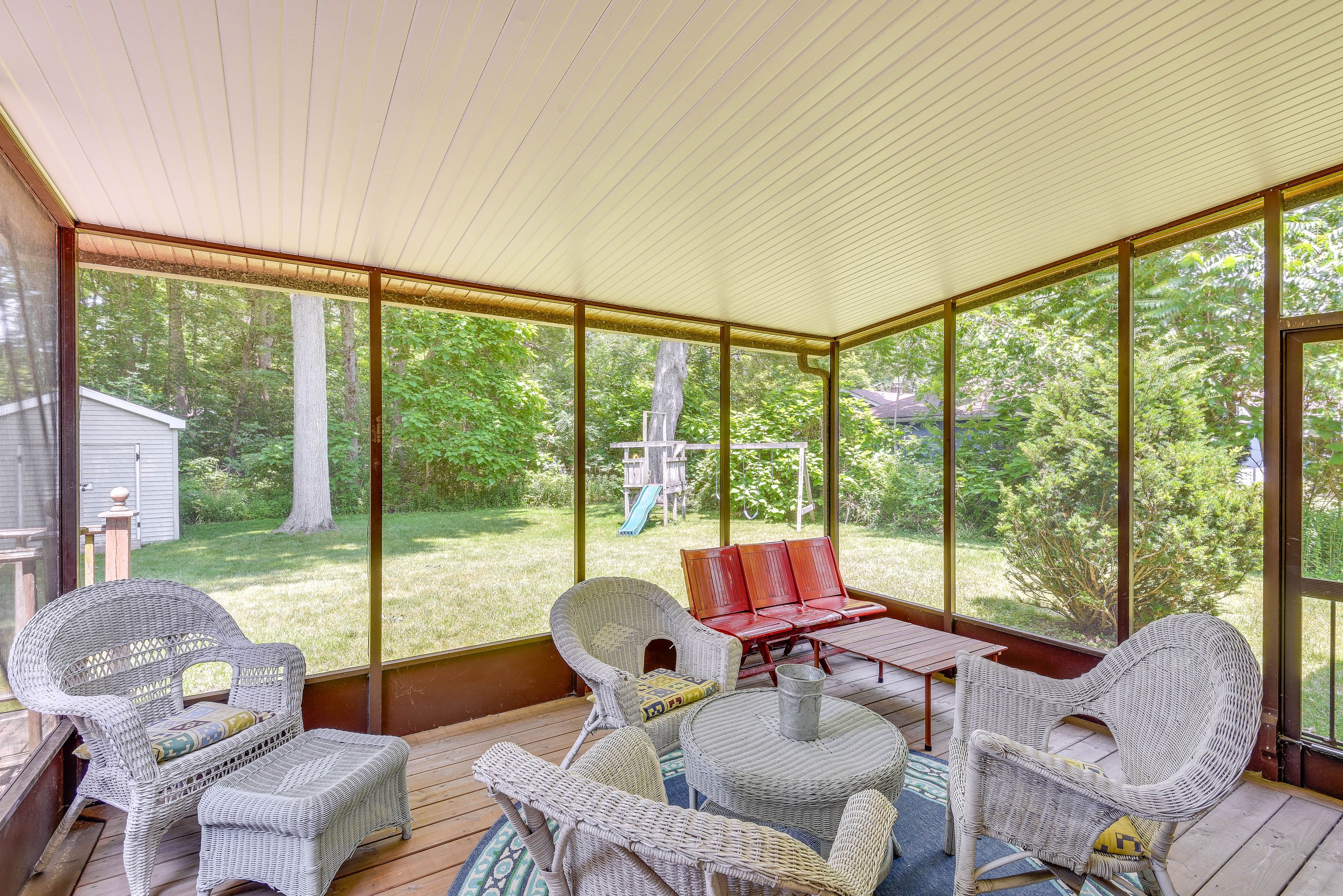 Screened Porch | Private Yard