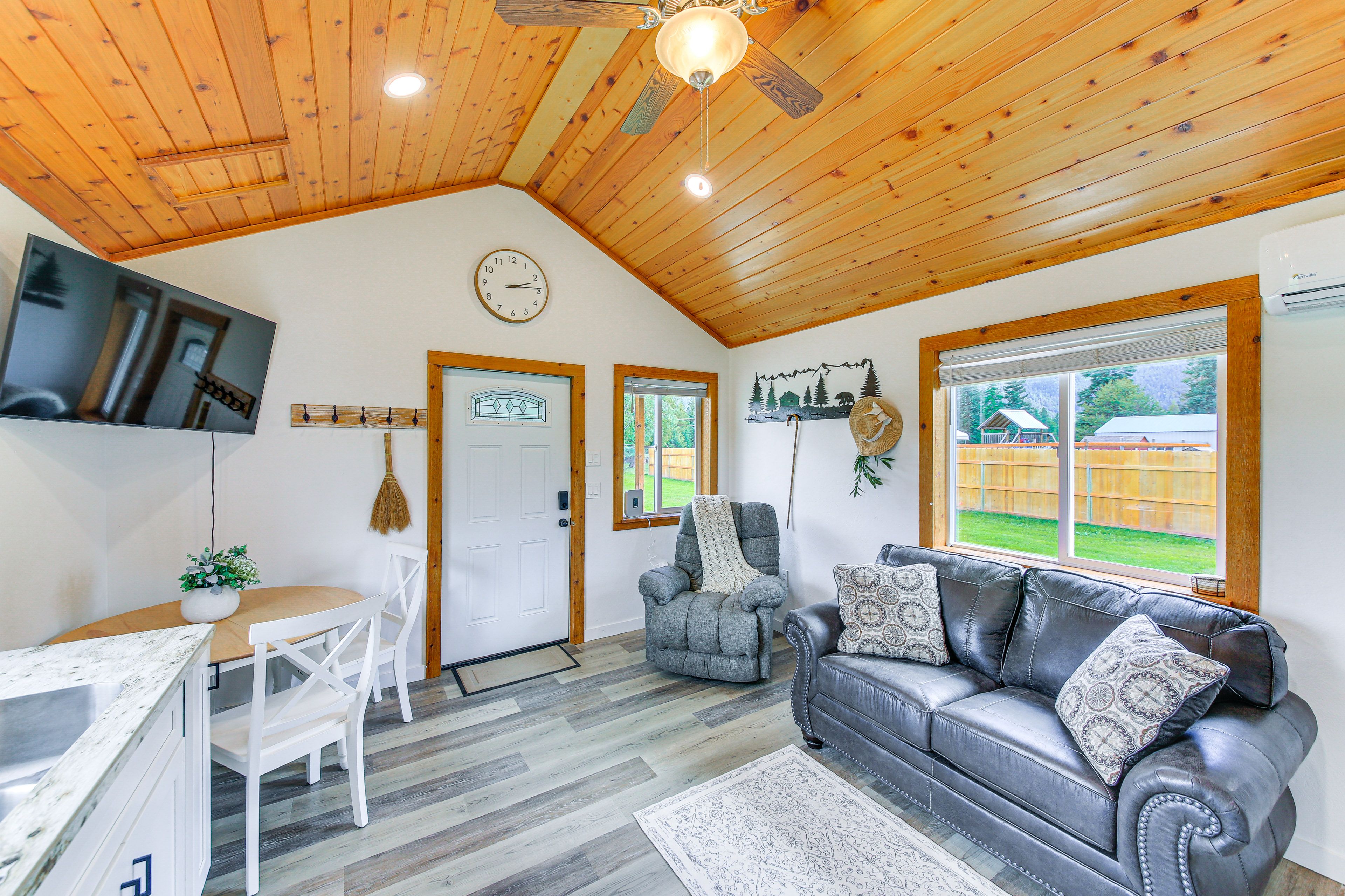Bonners Ferry Vacation Rental | 1BR | 1BA | 500 Sq Ft | 2 Steps to Enter