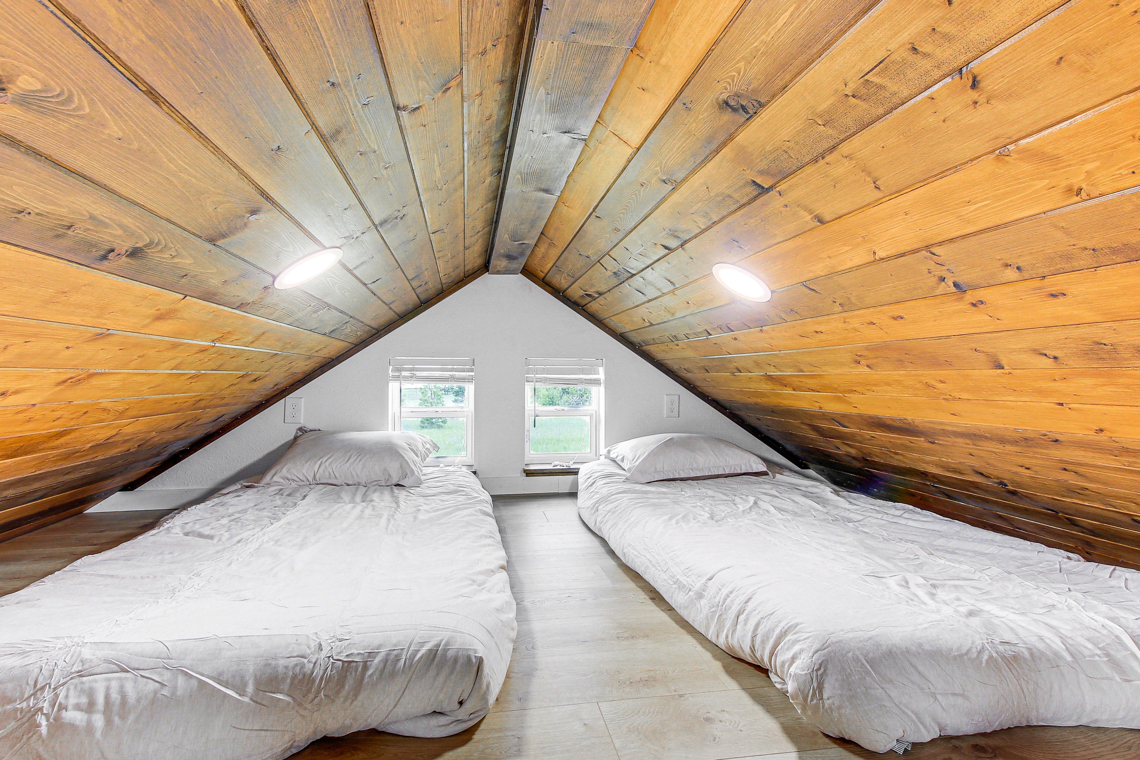 Loft | 2 Twin Floor Mattresses