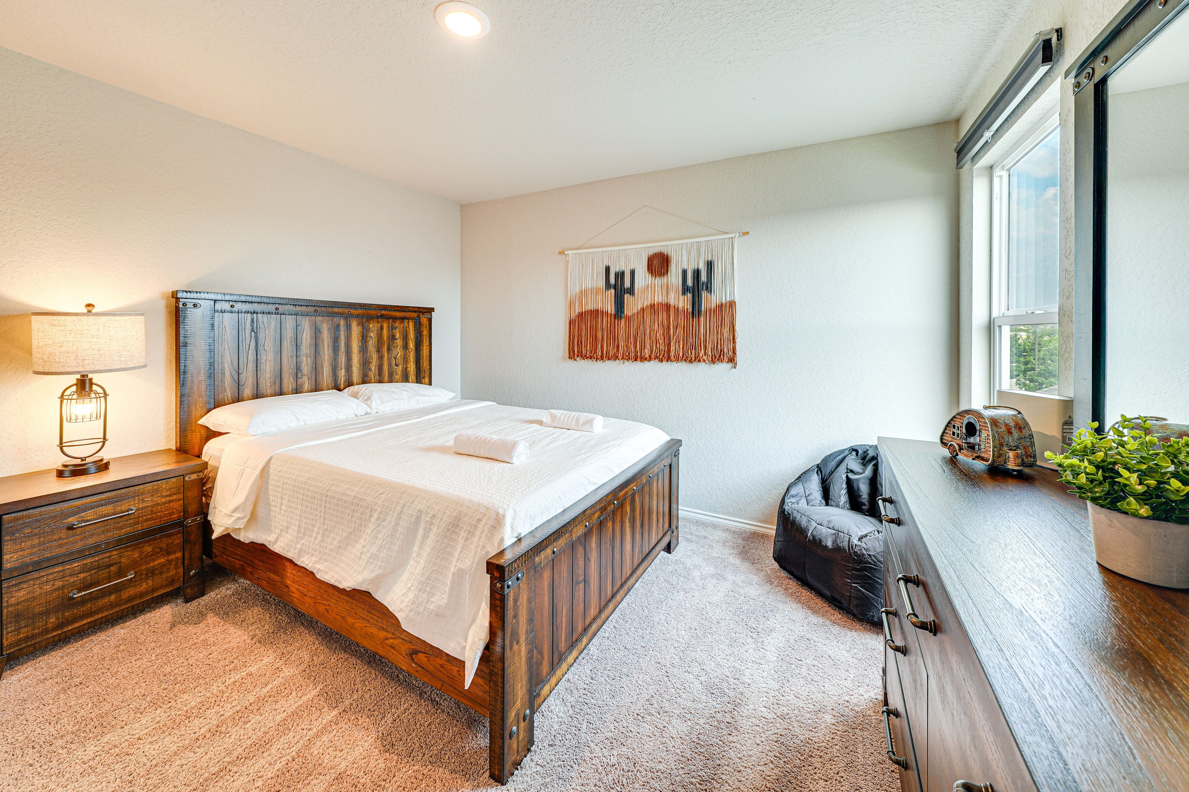 Bedroom 2 | Queen Bed | 2nd Floor