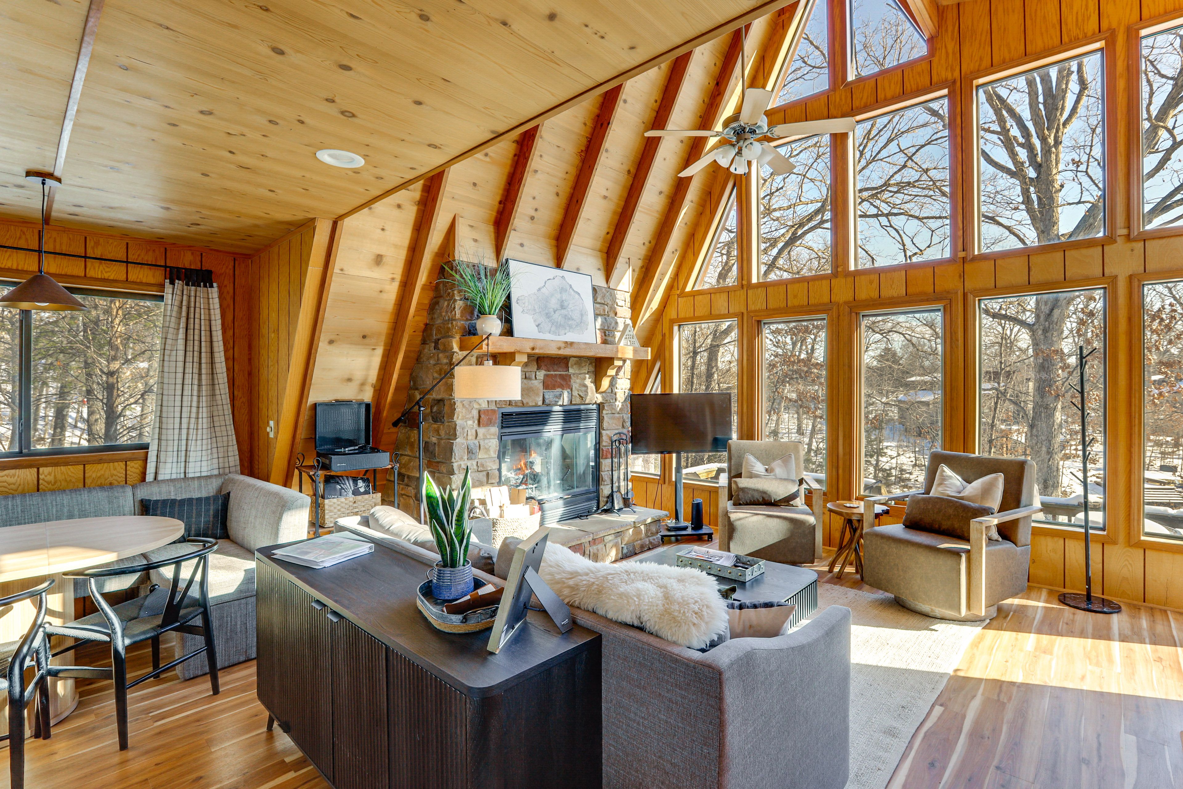 Living Room | Fireplace | Central Heating & A/C | 1st Floor