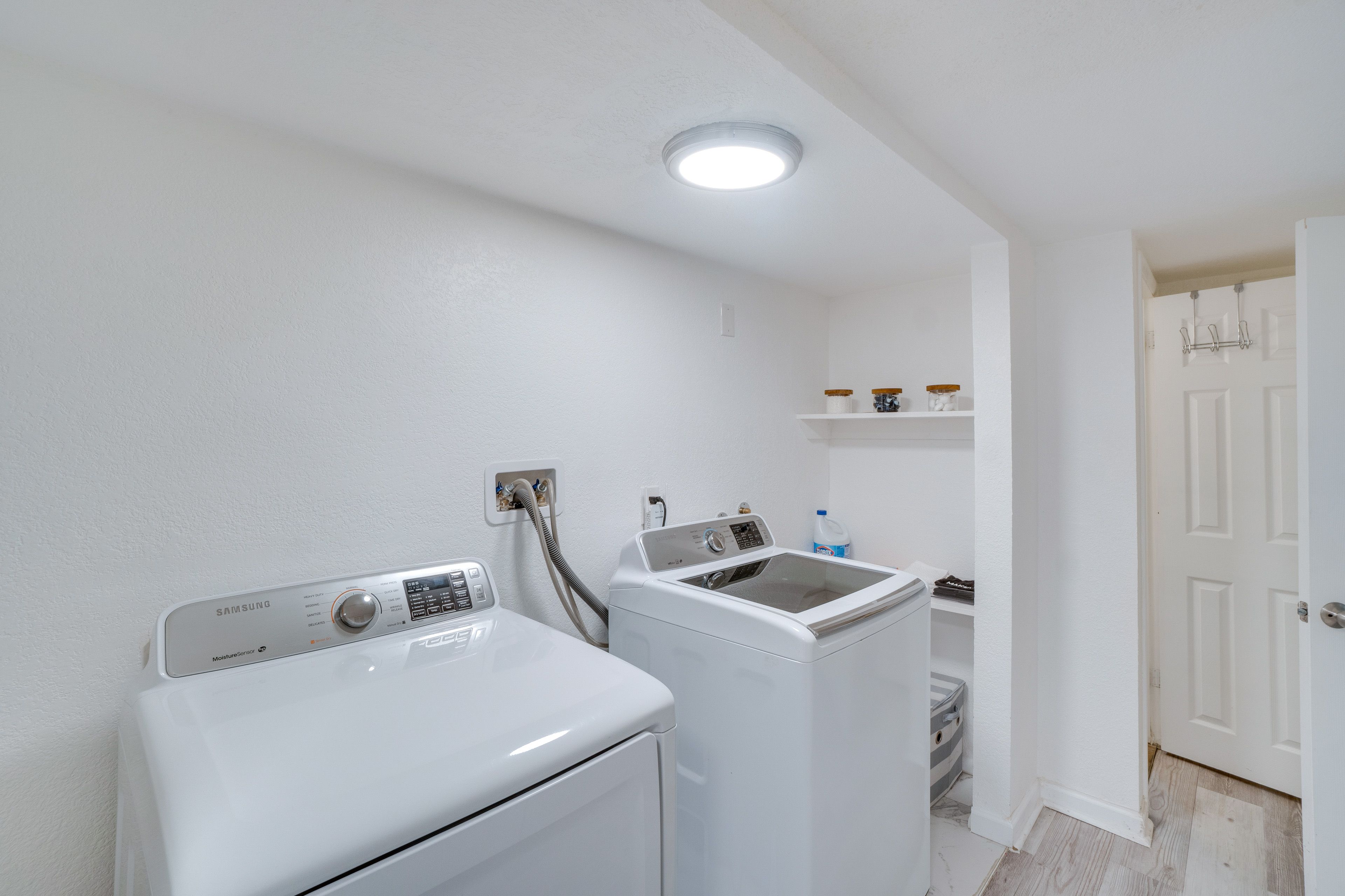 Laundry Area | Washer/Dryer | Laundry Detergent