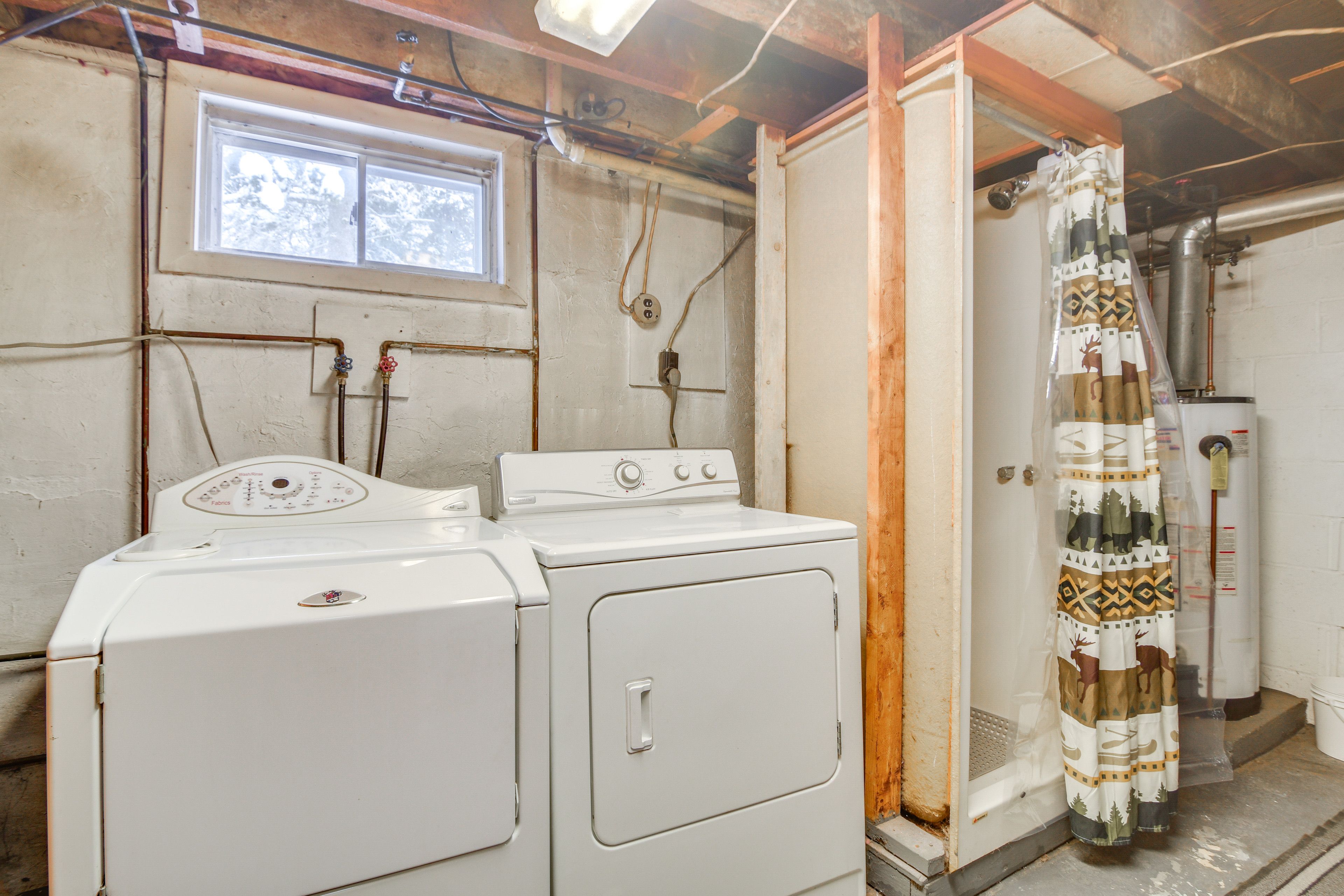 In-Unit Laundry | Basement Floor