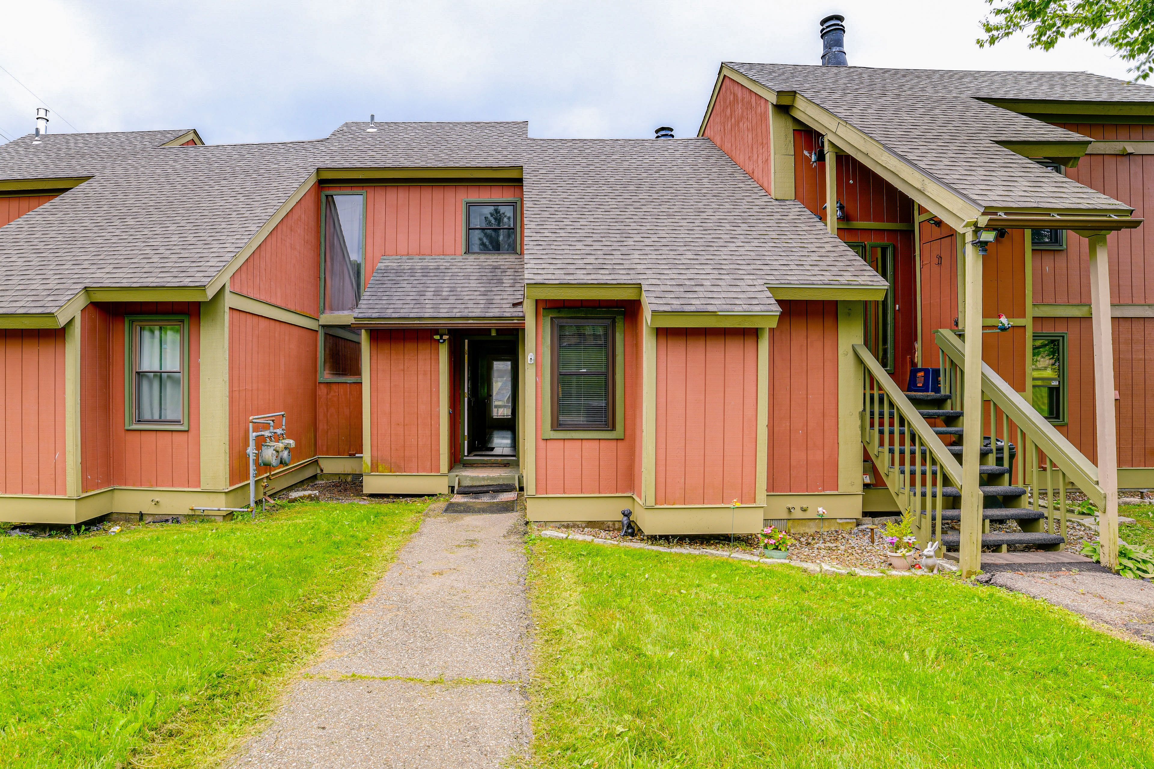 Parking | Driveway (2 Vehicles) | Free Street Parking
