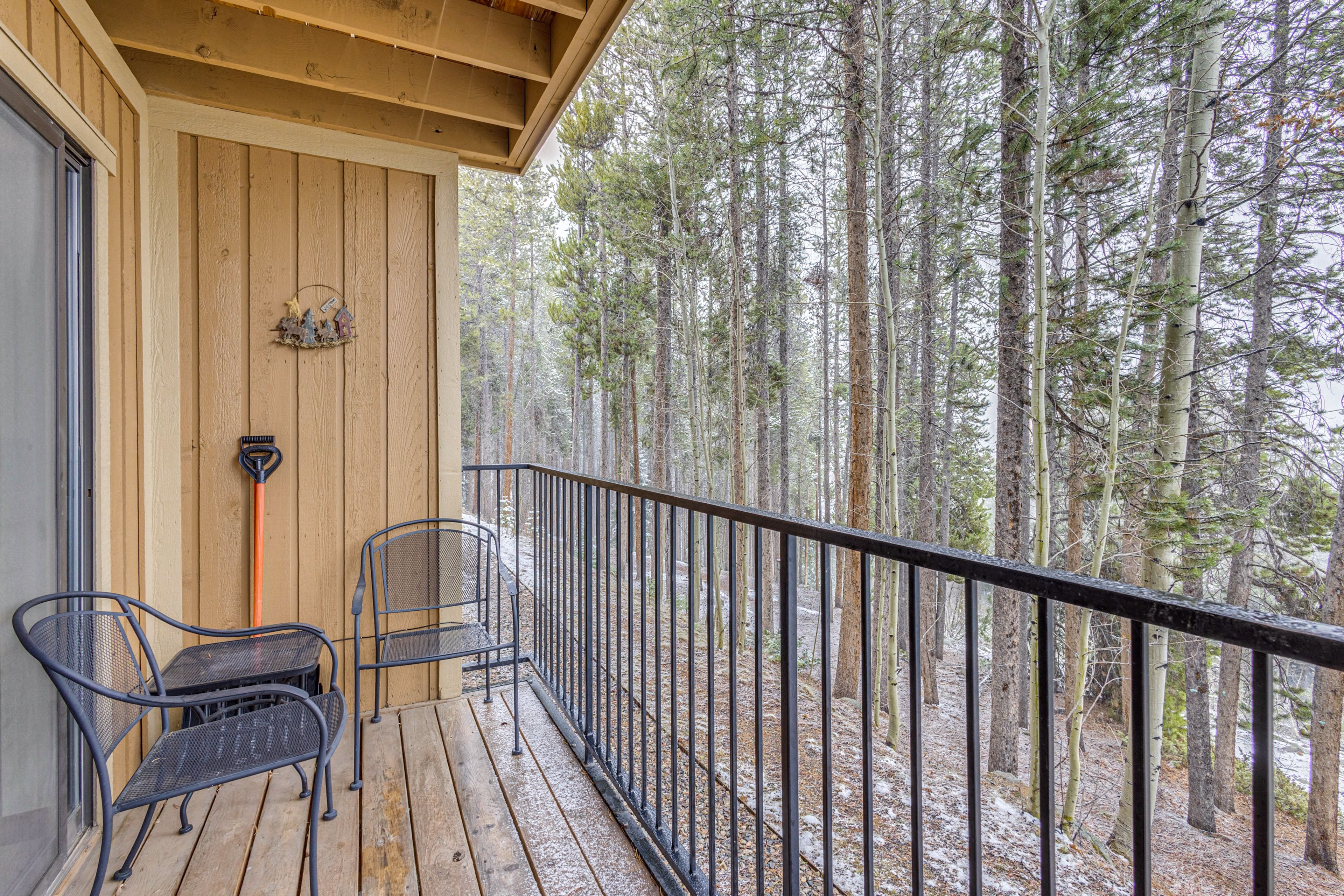 Private Balcony | 1st-Floor Condo | On-Site Ski Shuttle Access