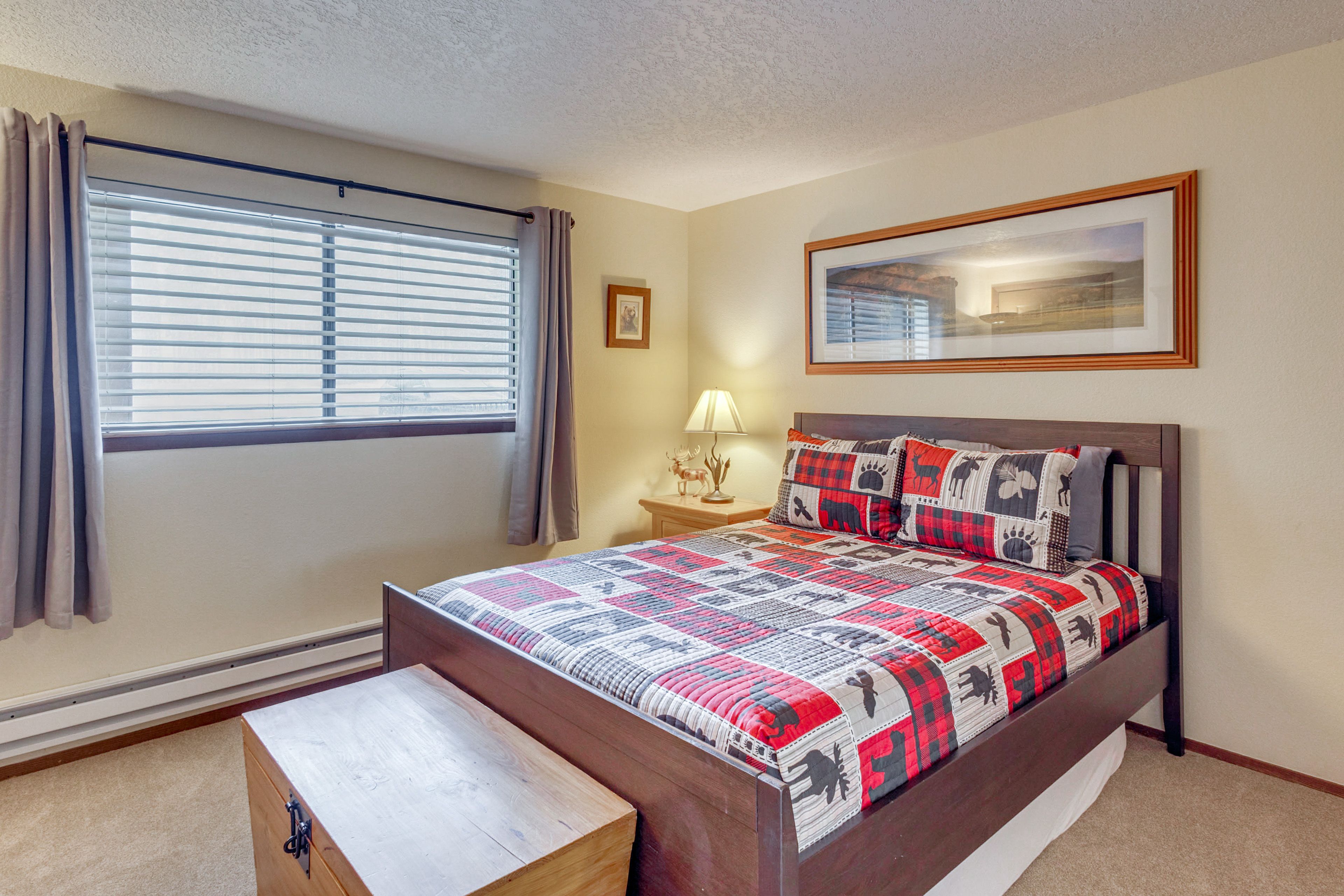 Bedroom 1 | Queen Bed | Linens Provided