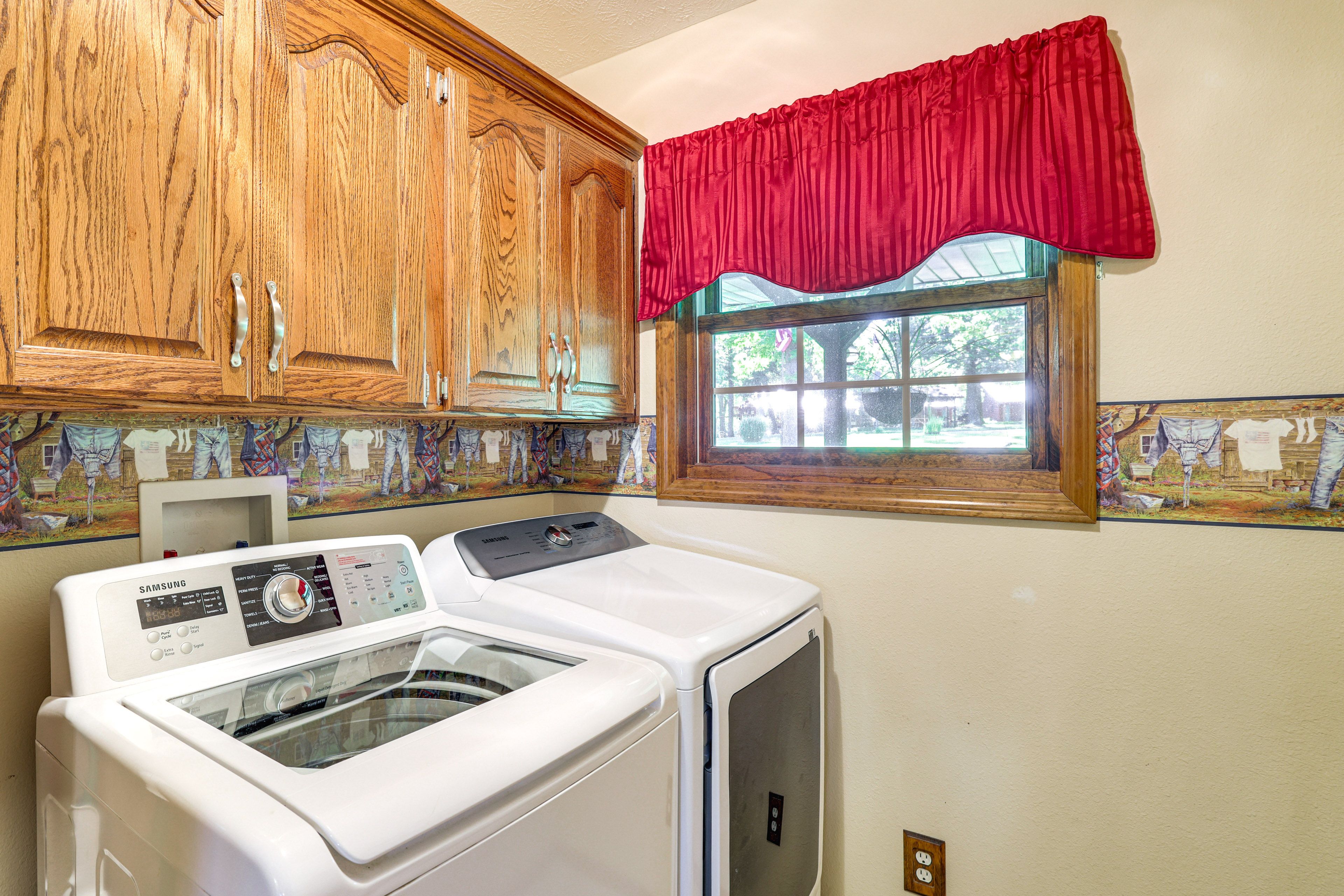 Washer & Dryer | Main Level