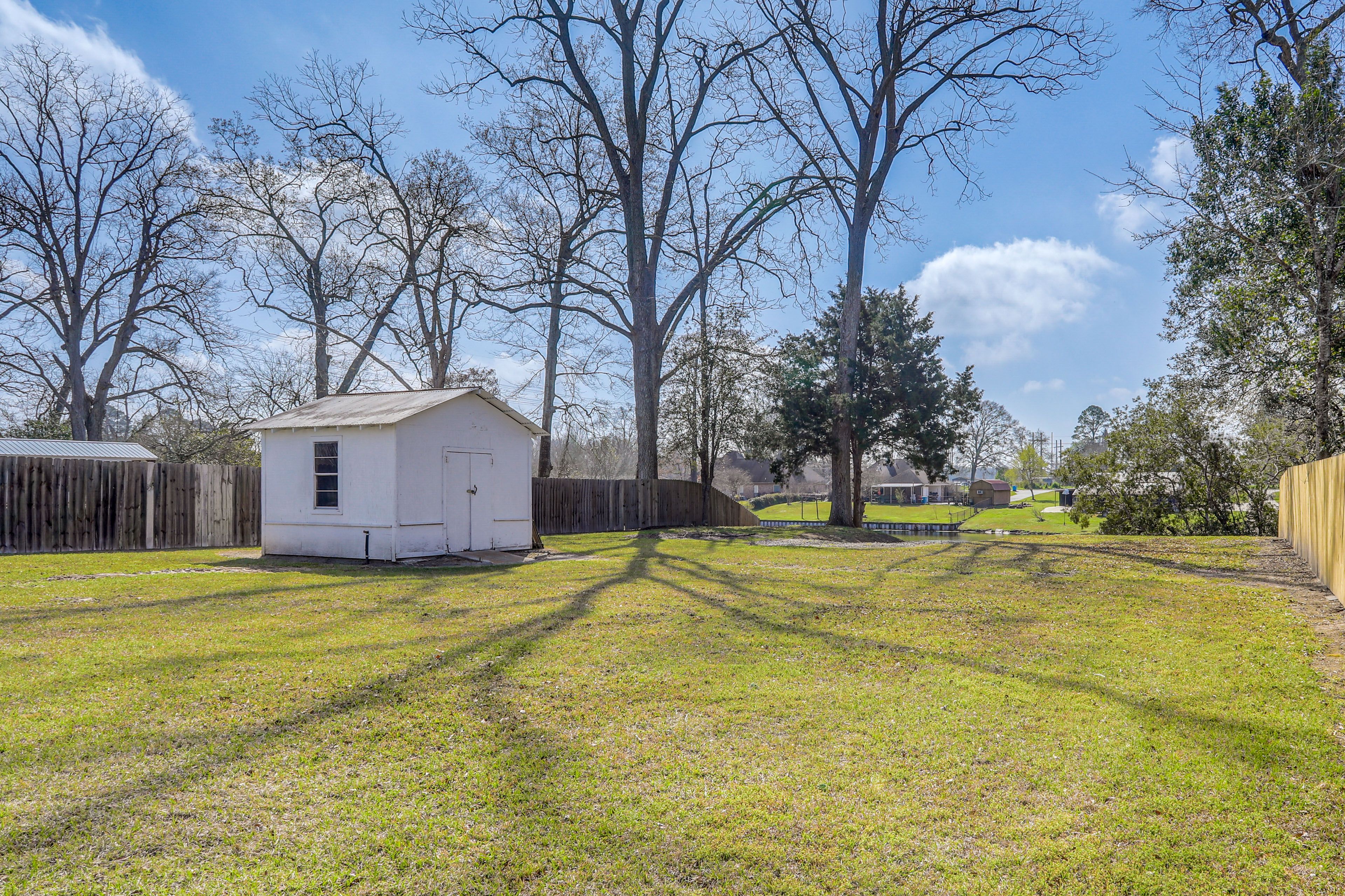 Riverfront Yard w/ Shared Pier