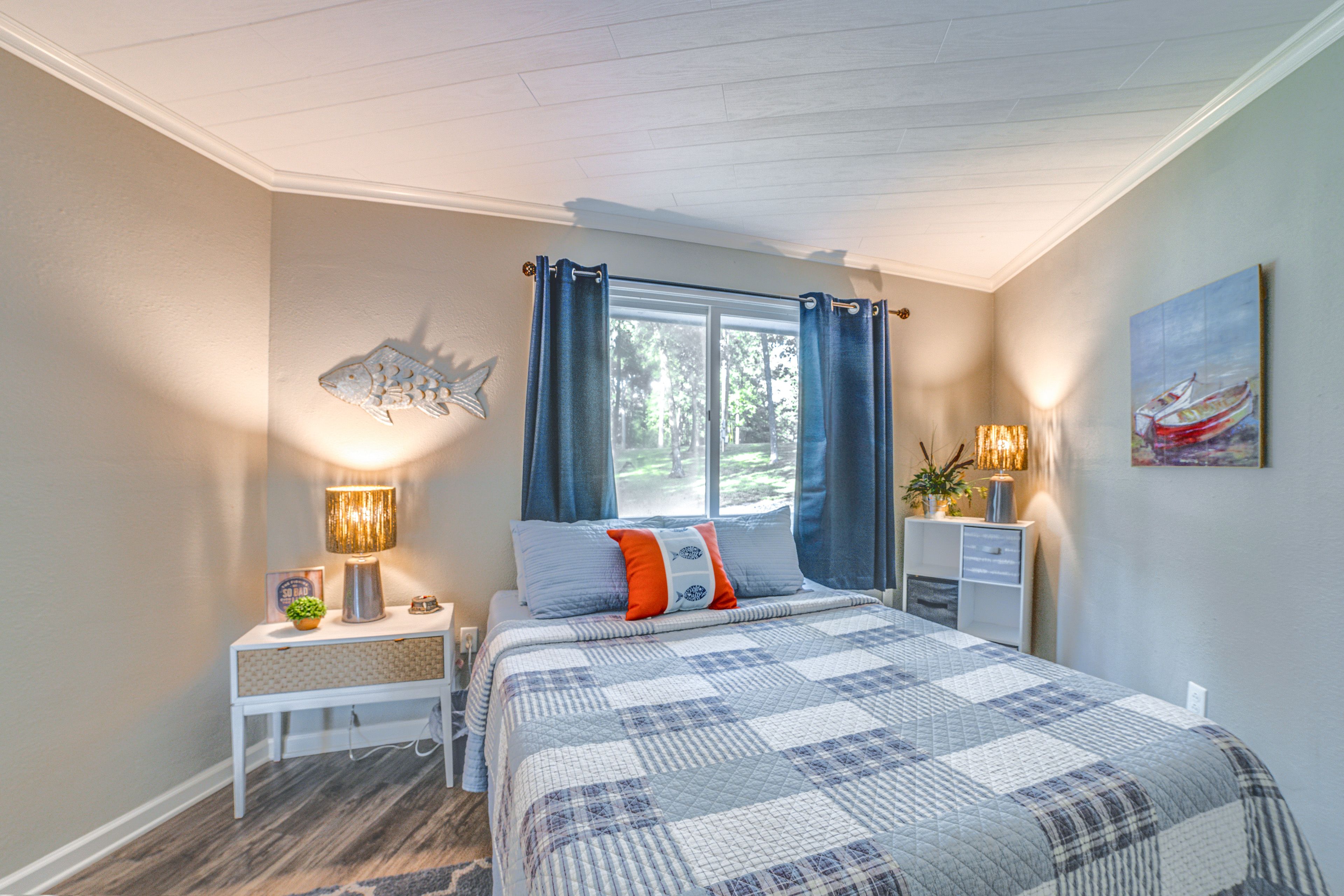 Bedroom 2 | Queen Bed | Main Level