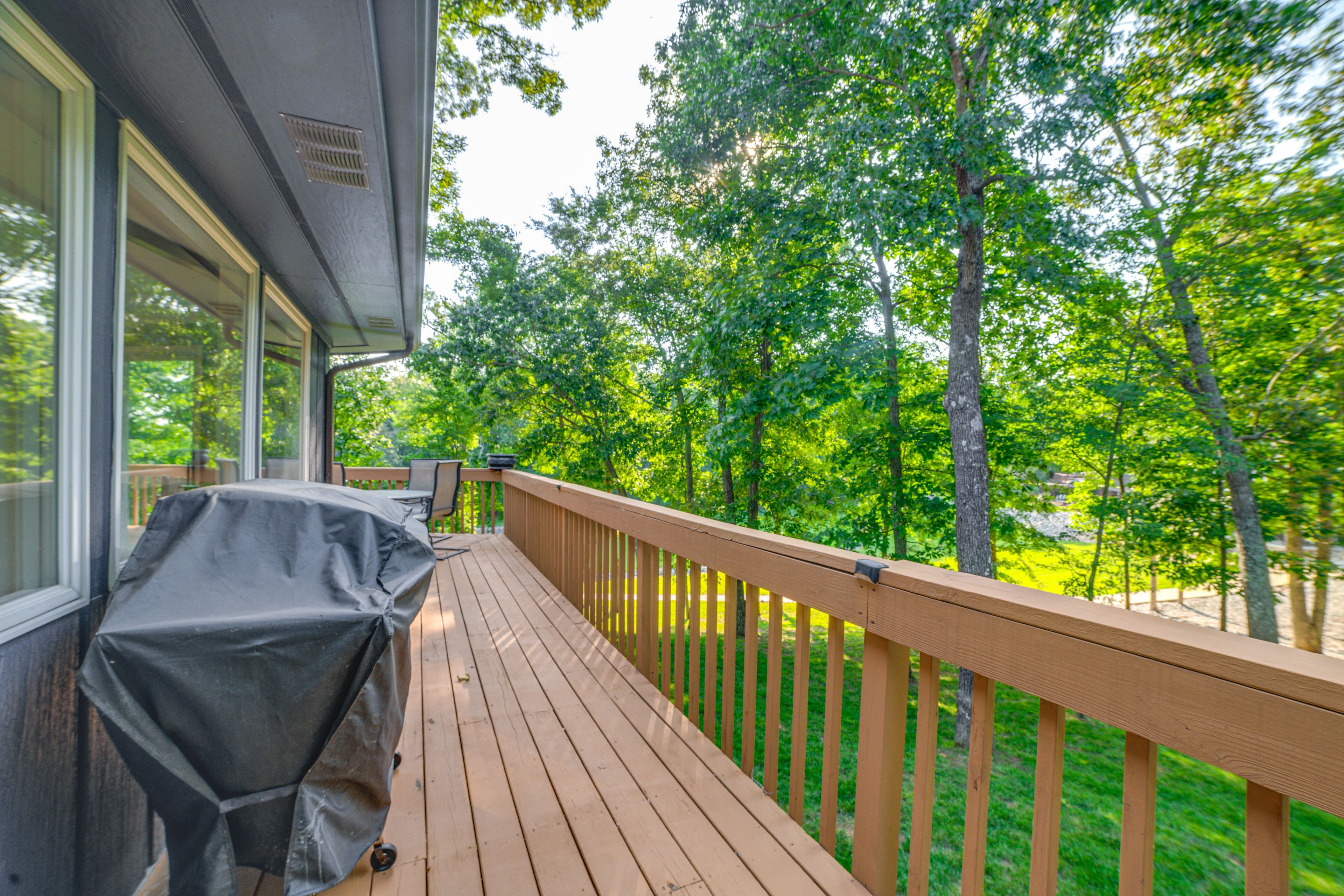Deck | Gas Grill
