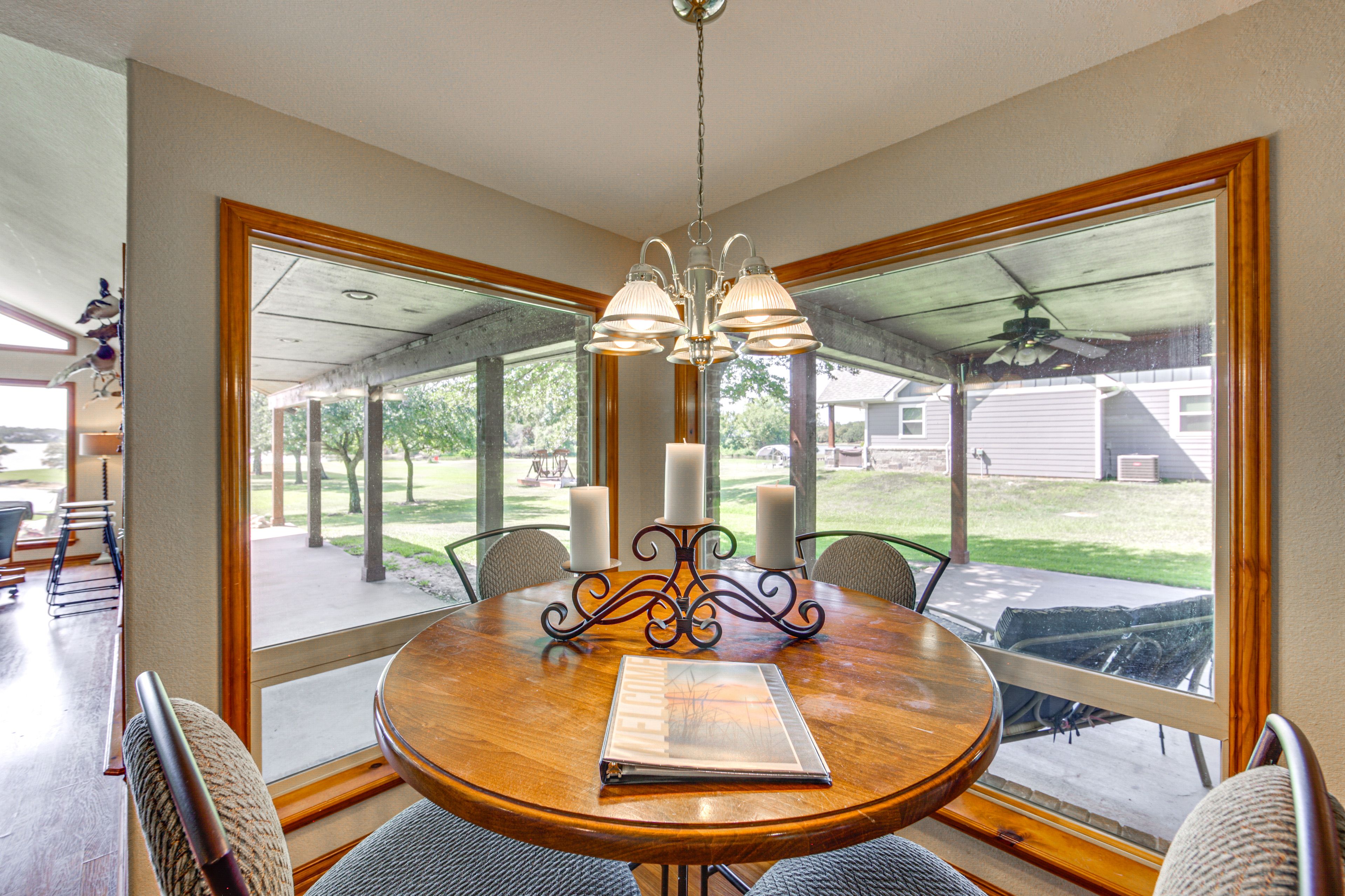 Dining Nook