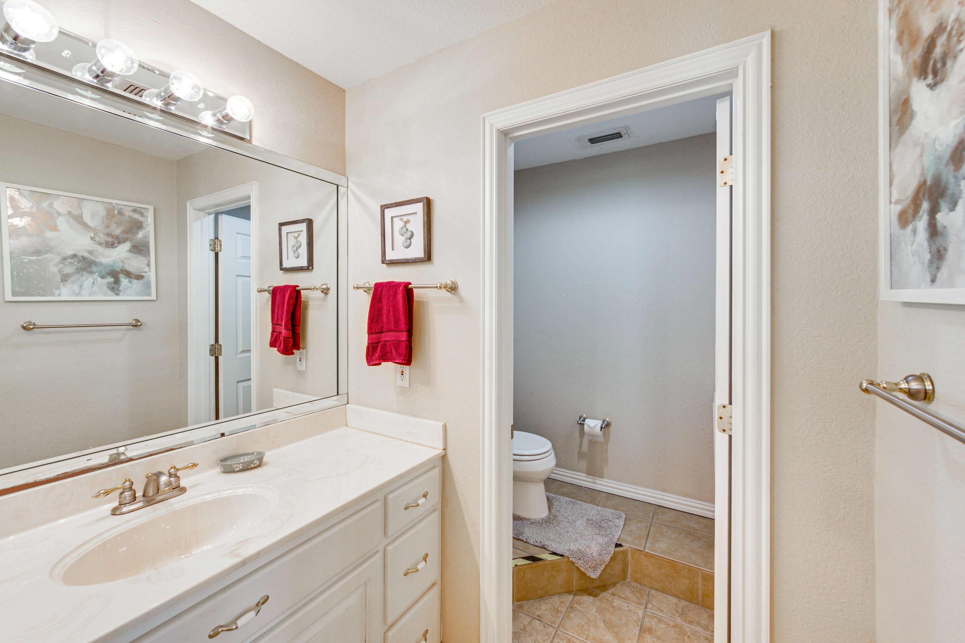 Full Bathroom