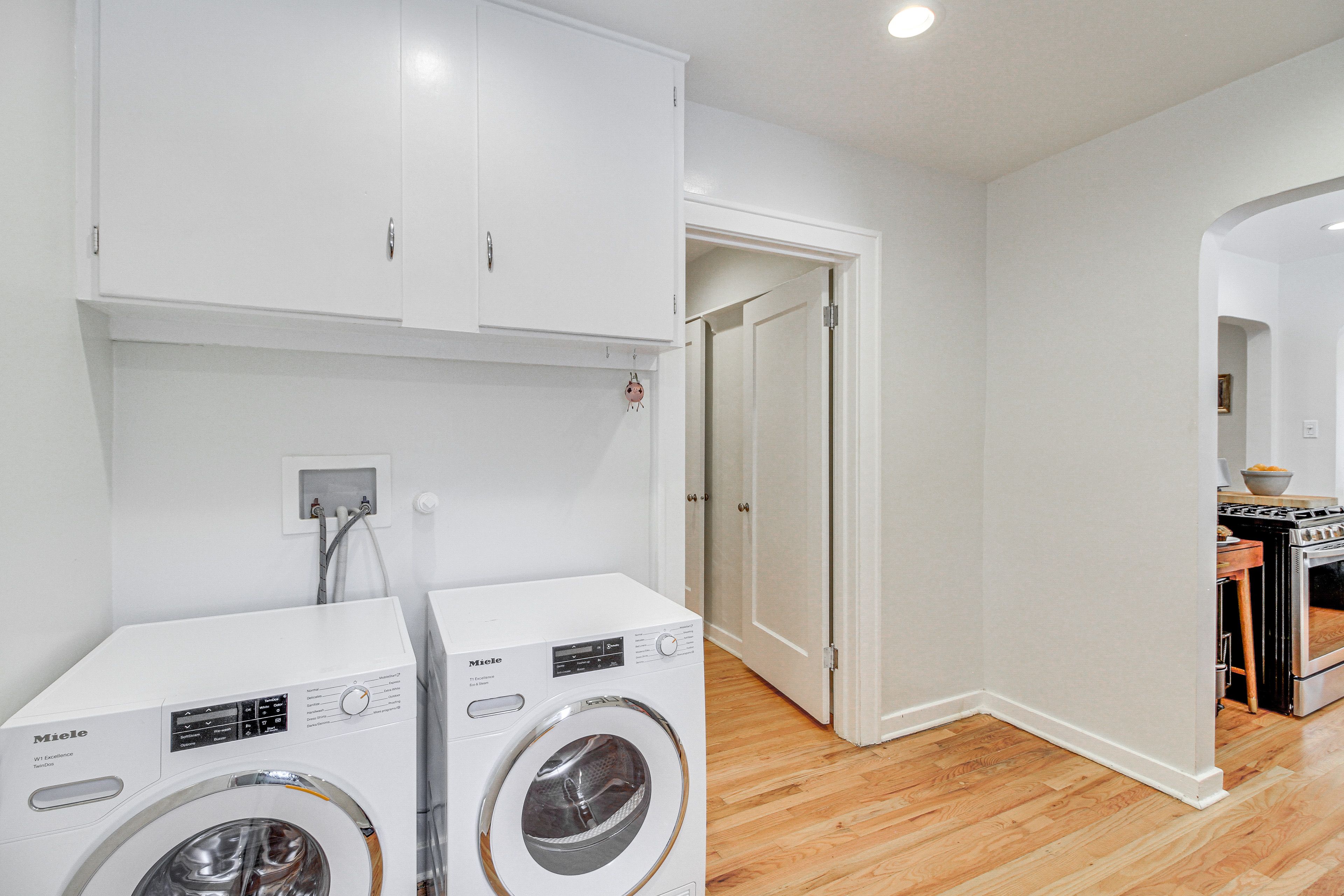 Washer & Dryer