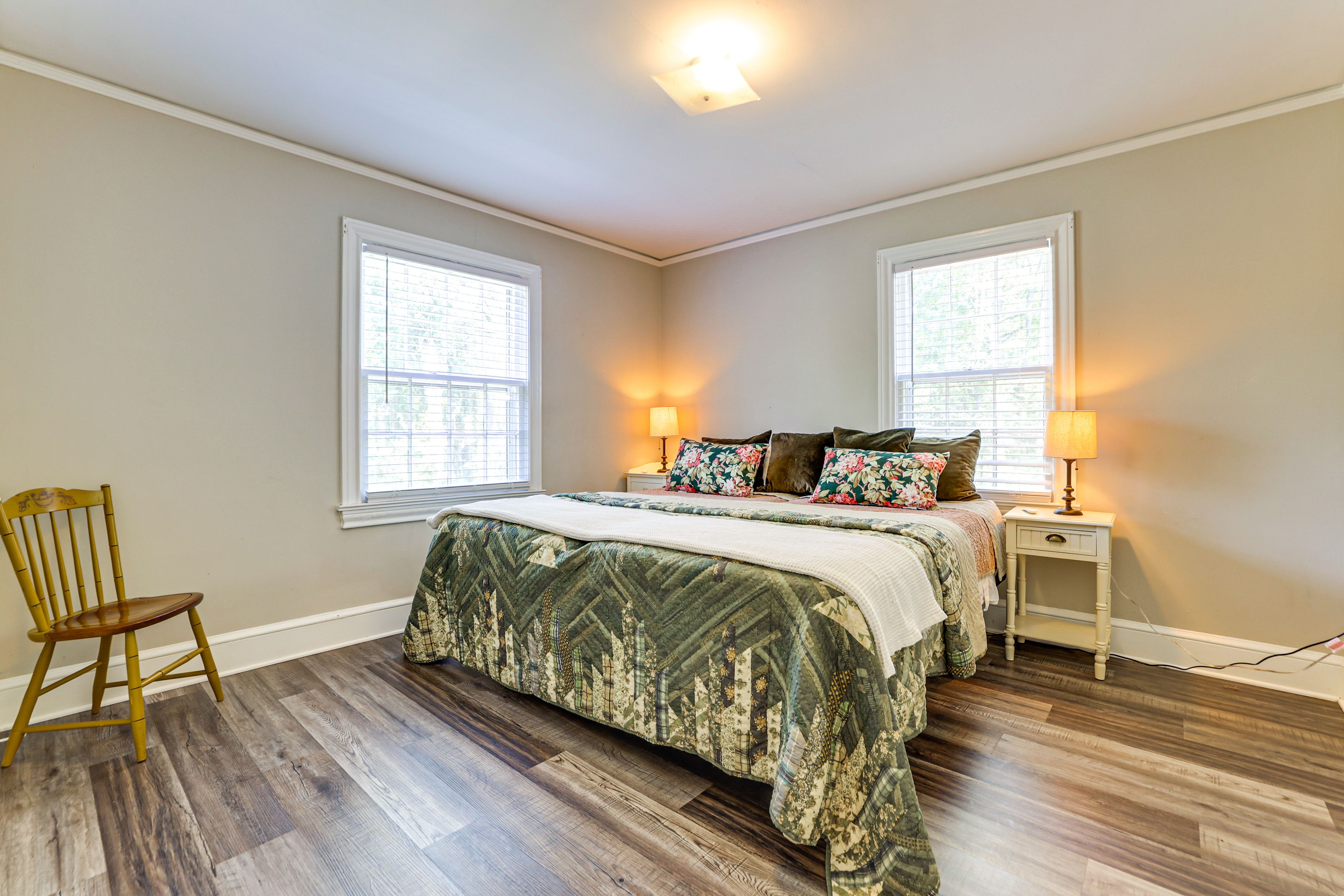 Bedroom 1 | King Bed | Linens Provided