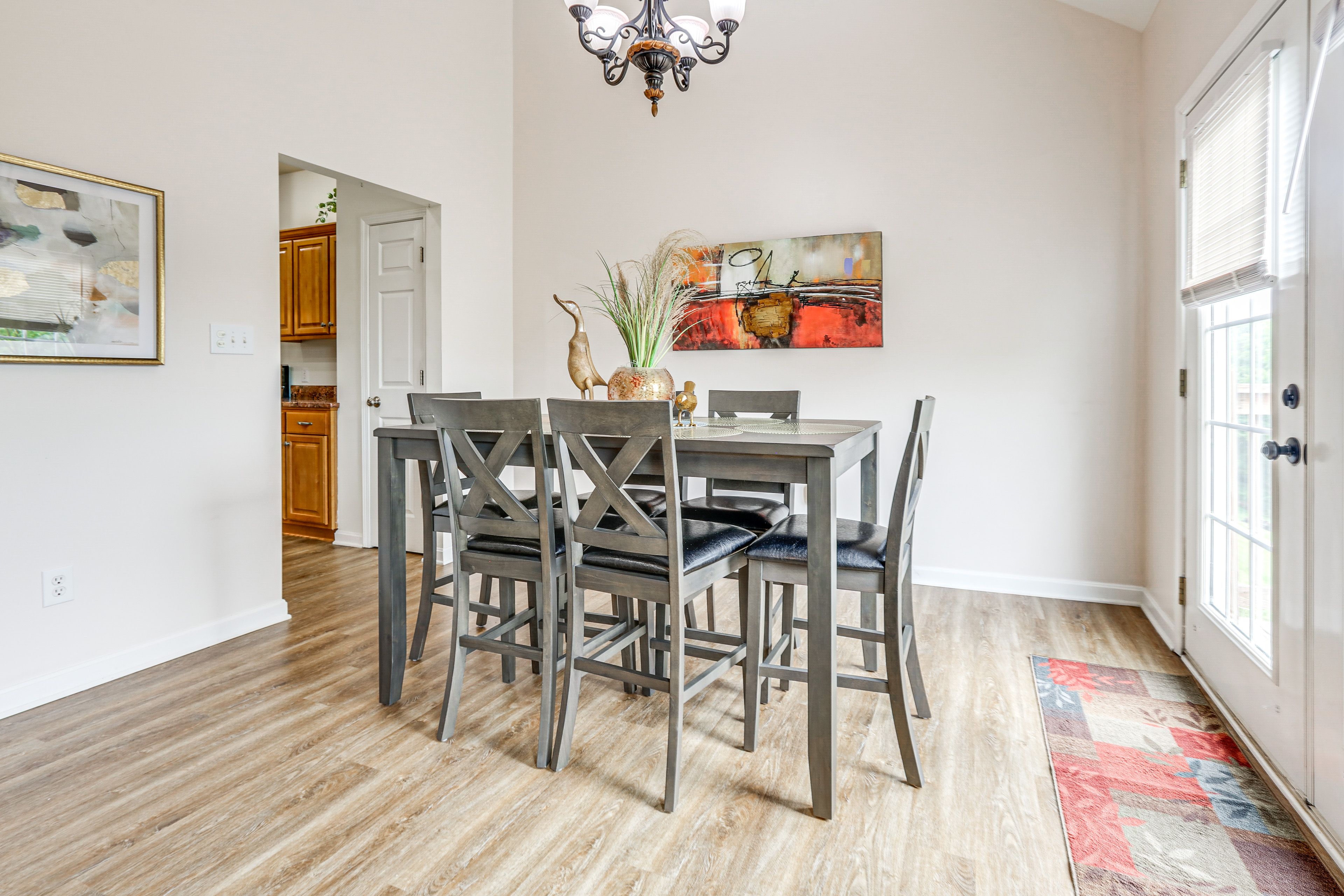 Dining Area | 1st Floor
