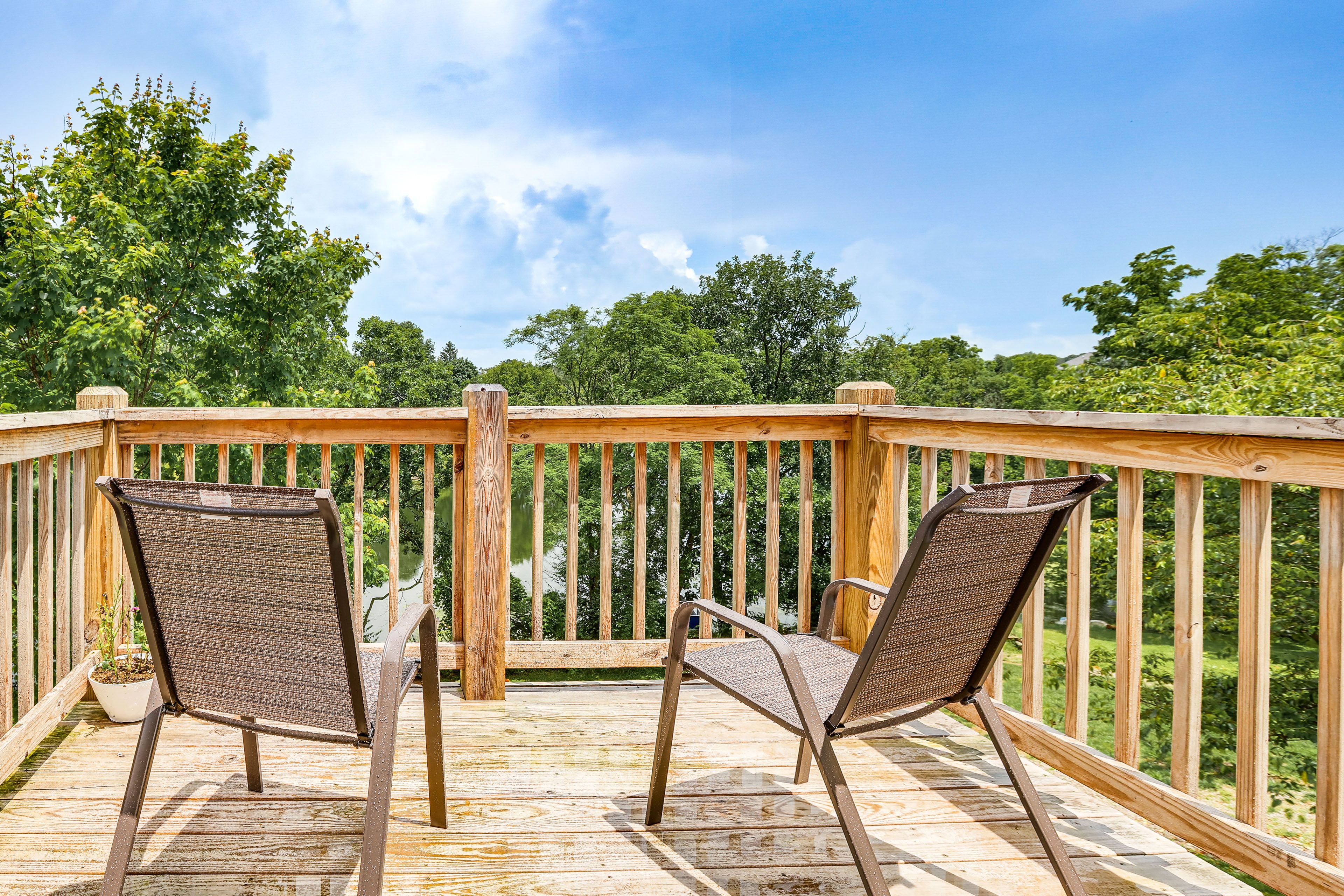 Private Deck | Outdoor Seating | Wildlife Viewing