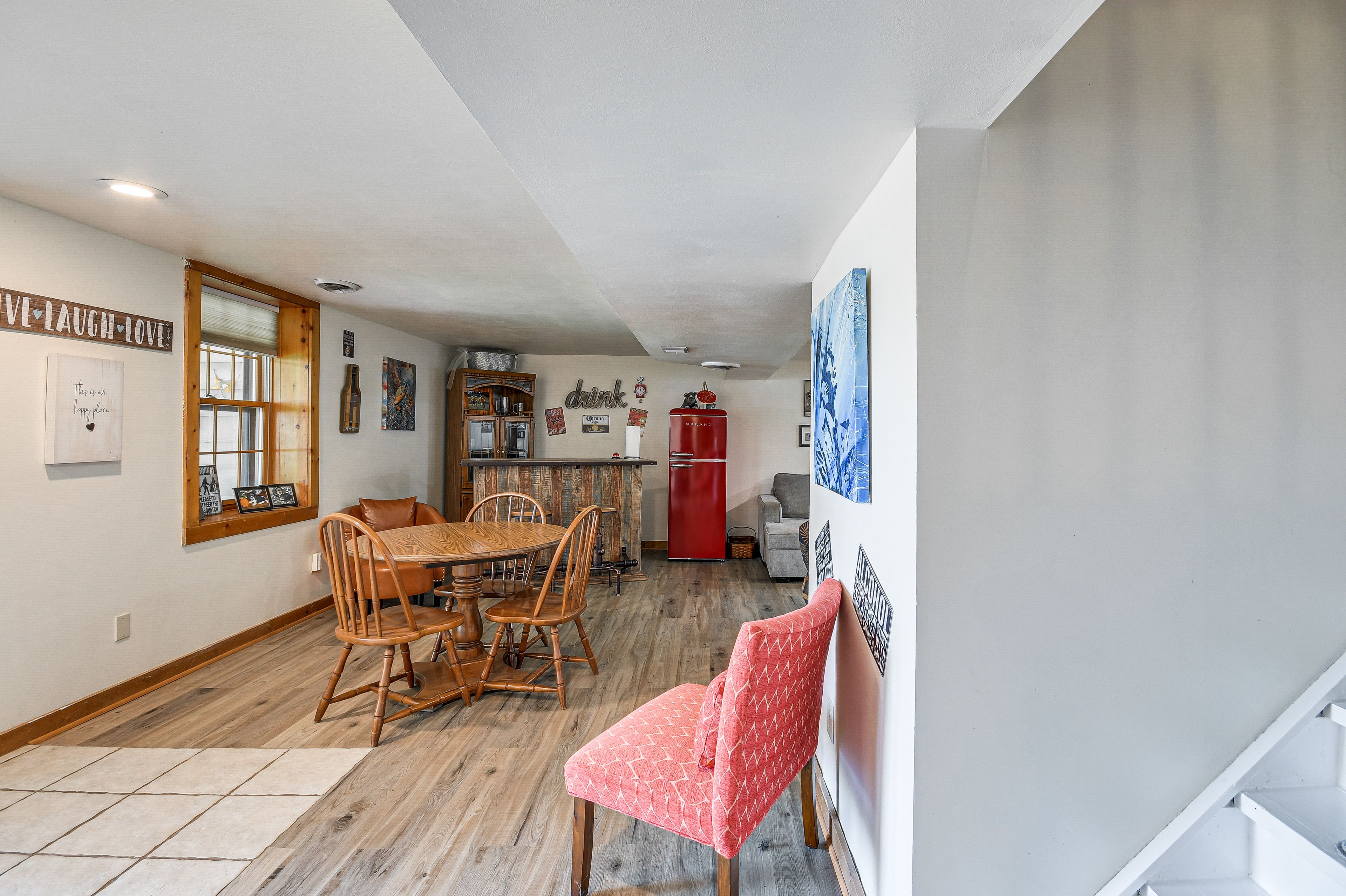 Game Room | Bar | Dartboard | Lower Level