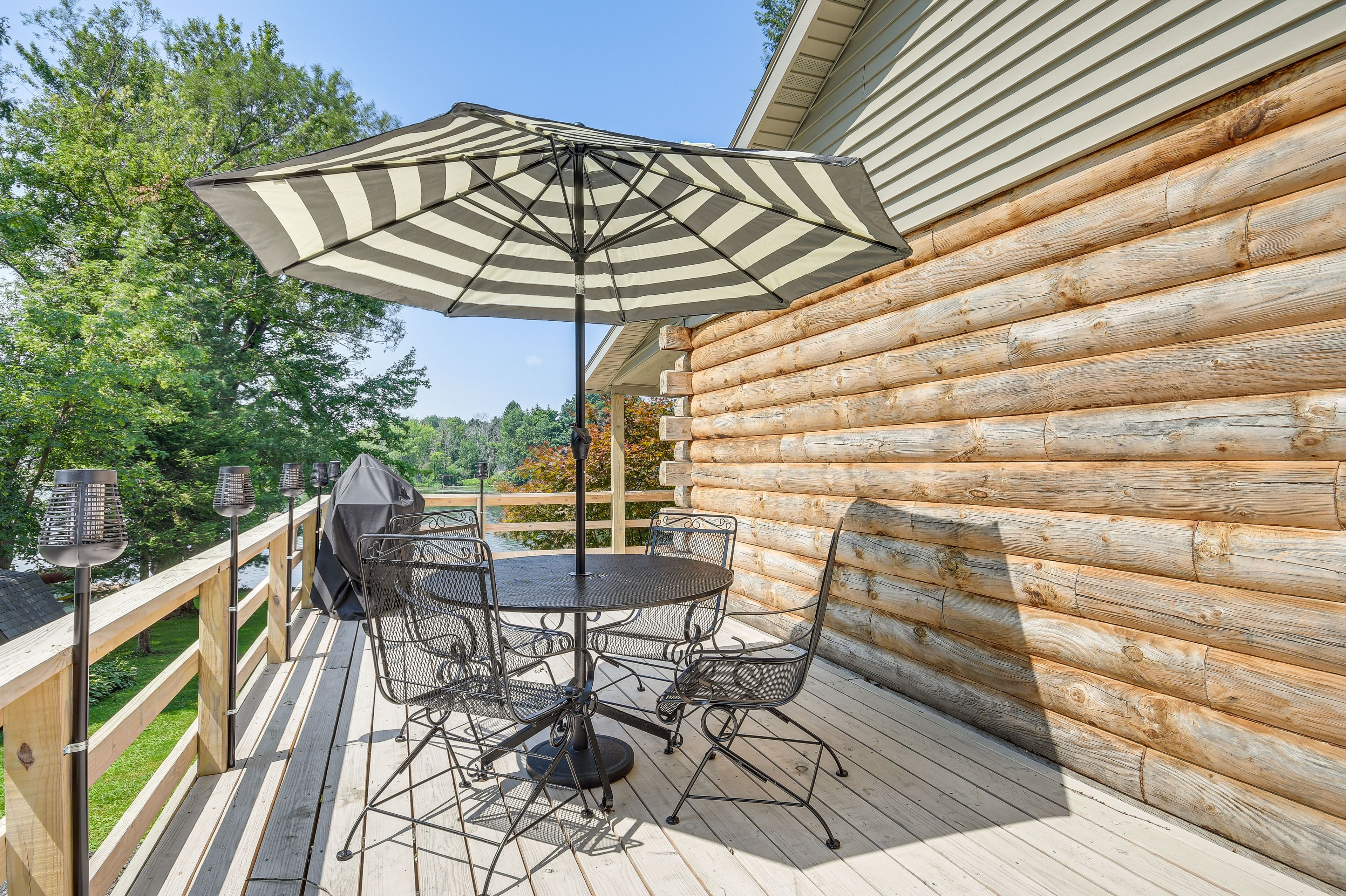 Wraparound Deck | River View | Gas Grill | Fire Pit