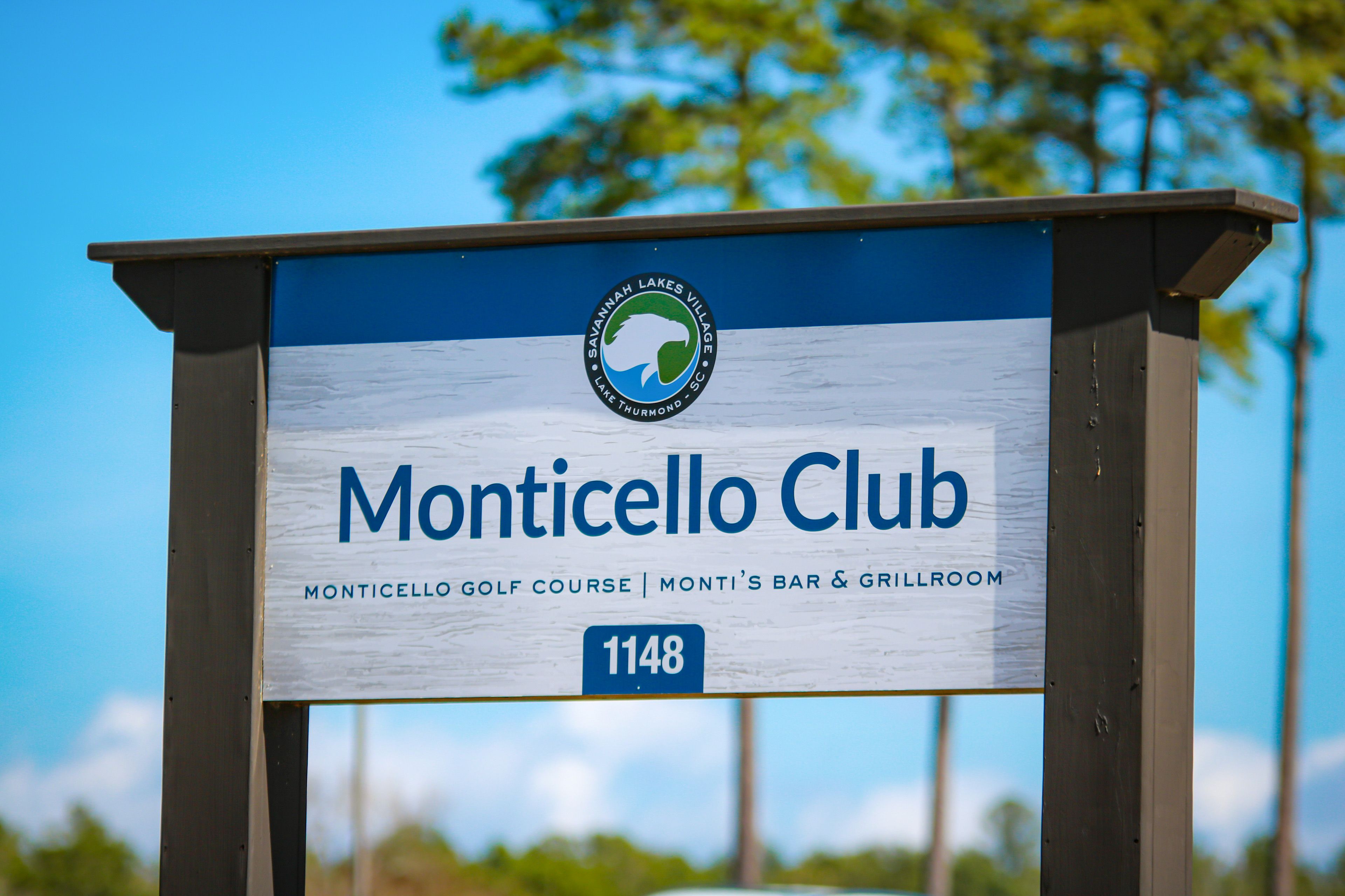 Monticello Golf Club (1 Mile Away)