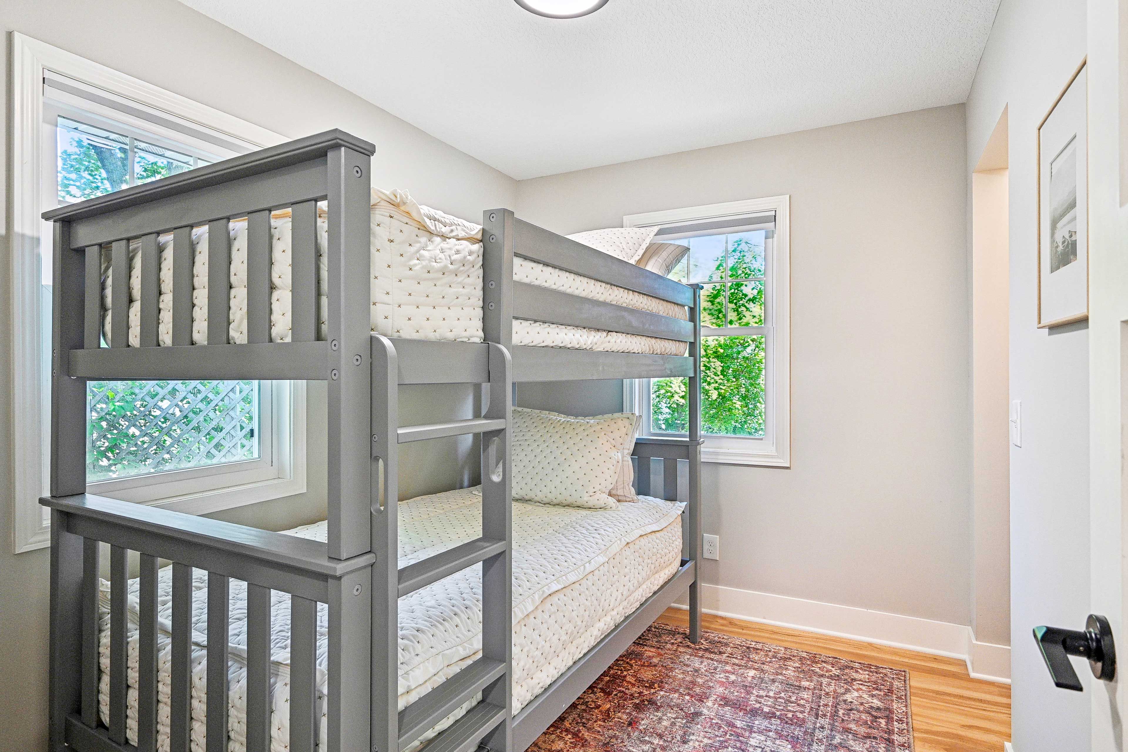 Bedroom 4 (Cabin 2) | Twin Bunk Bed